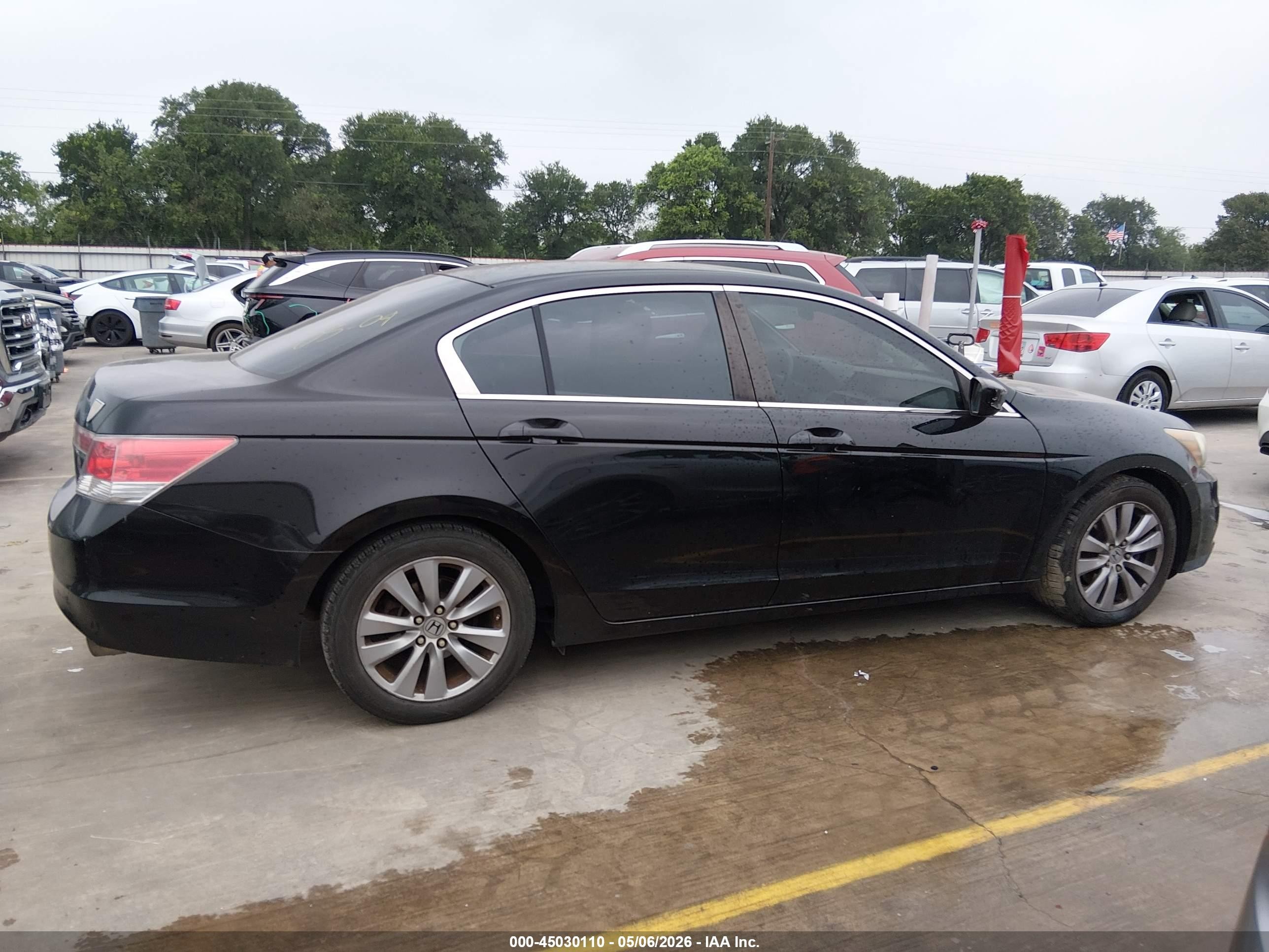 2011 Honda Accord 2.4 Ex Black vin: 1HGCP2F70BA110764