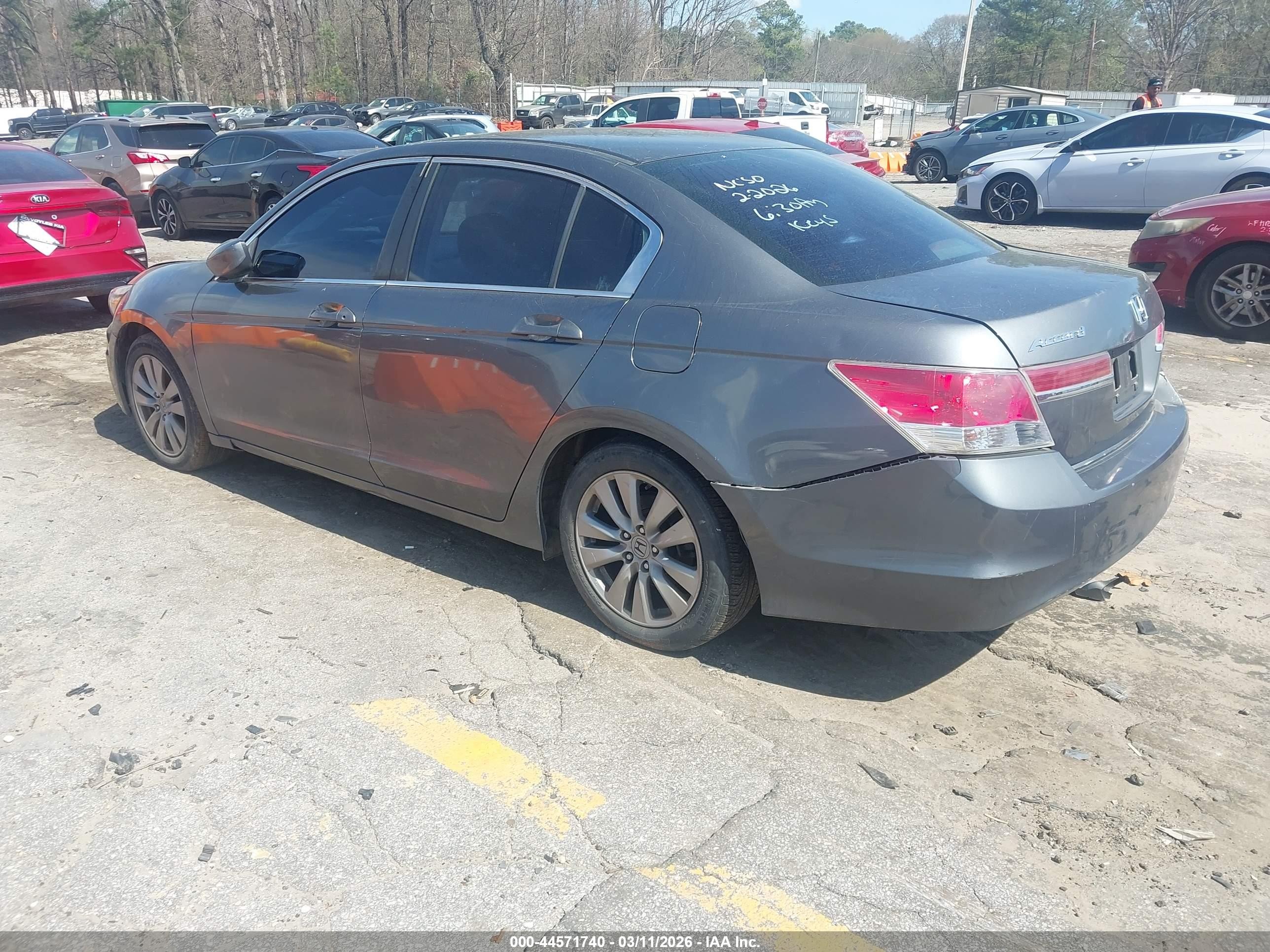 2012 Honda Accord 2.4 Ex Gray vin: 1HGCP2F70CA083390