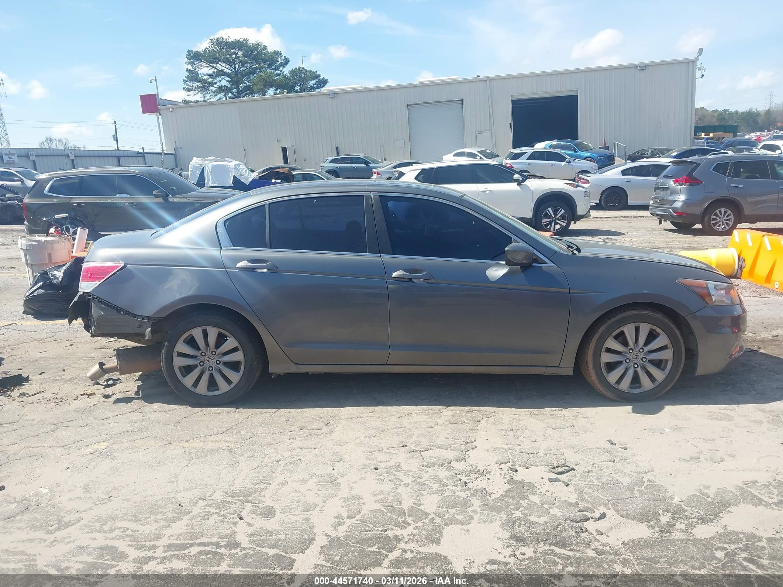 2012 Honda Accord 2.4 Ex Gray vin: 1HGCP2F70CA083390