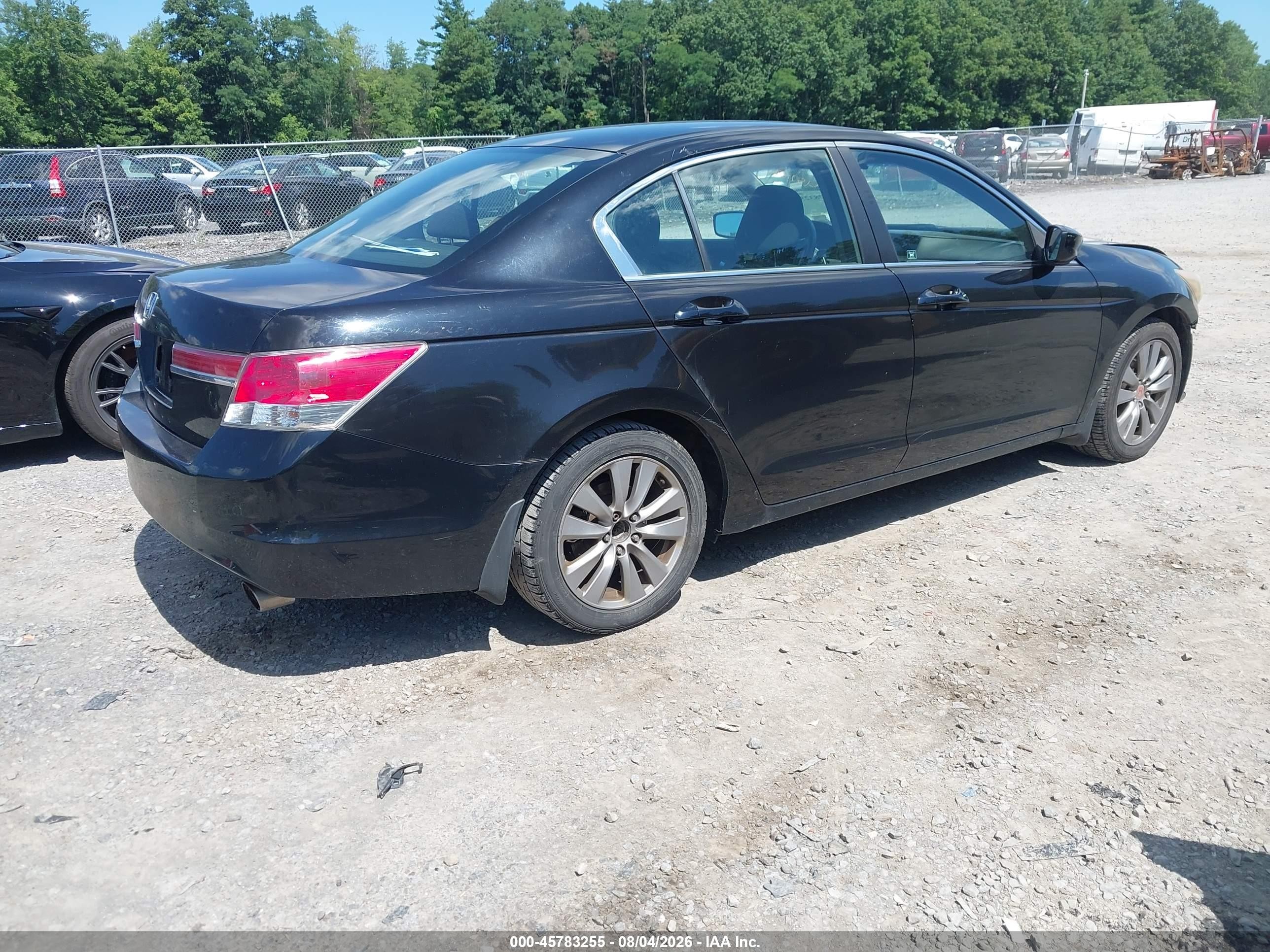 2011 Honda Accord 2.4 Ex Black vin: 1HGCP2F71BA057234