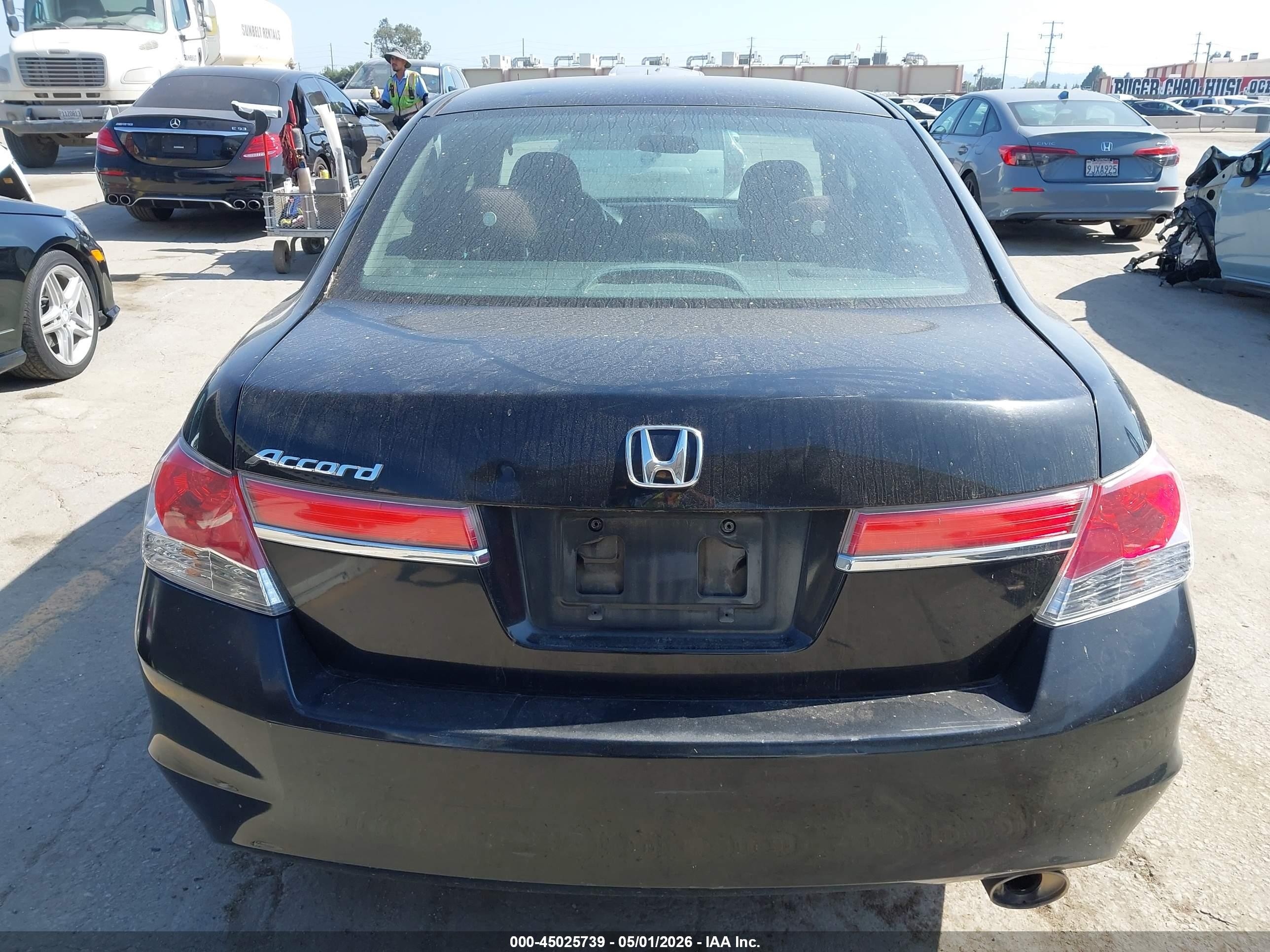 2011 Honda Accord 2.4 Ex Black vin: 1HGCP2F71BA060943