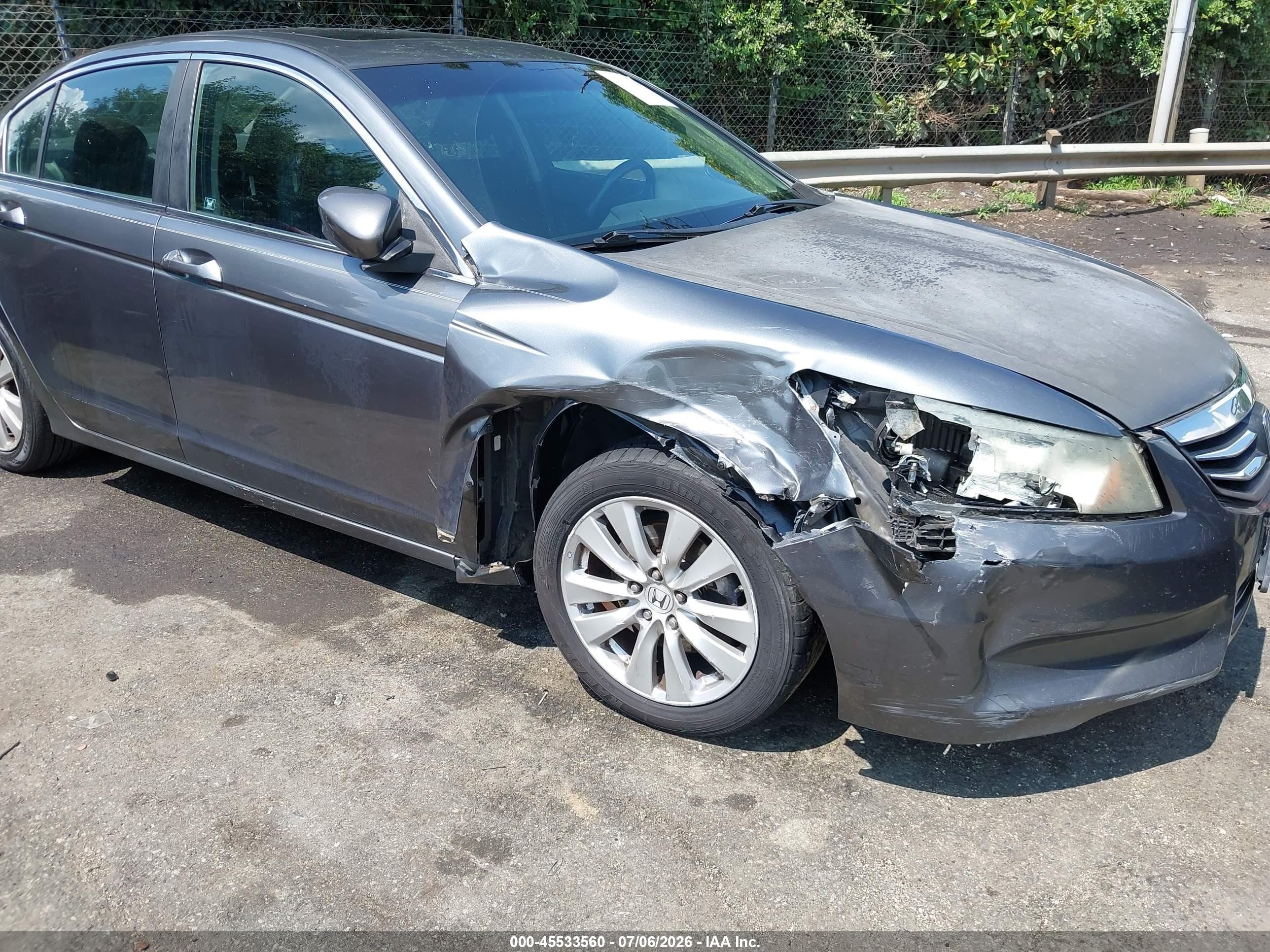 2011 Honda Accord 2.4 Ex Gray vin: 1HGCP2F71BA090413