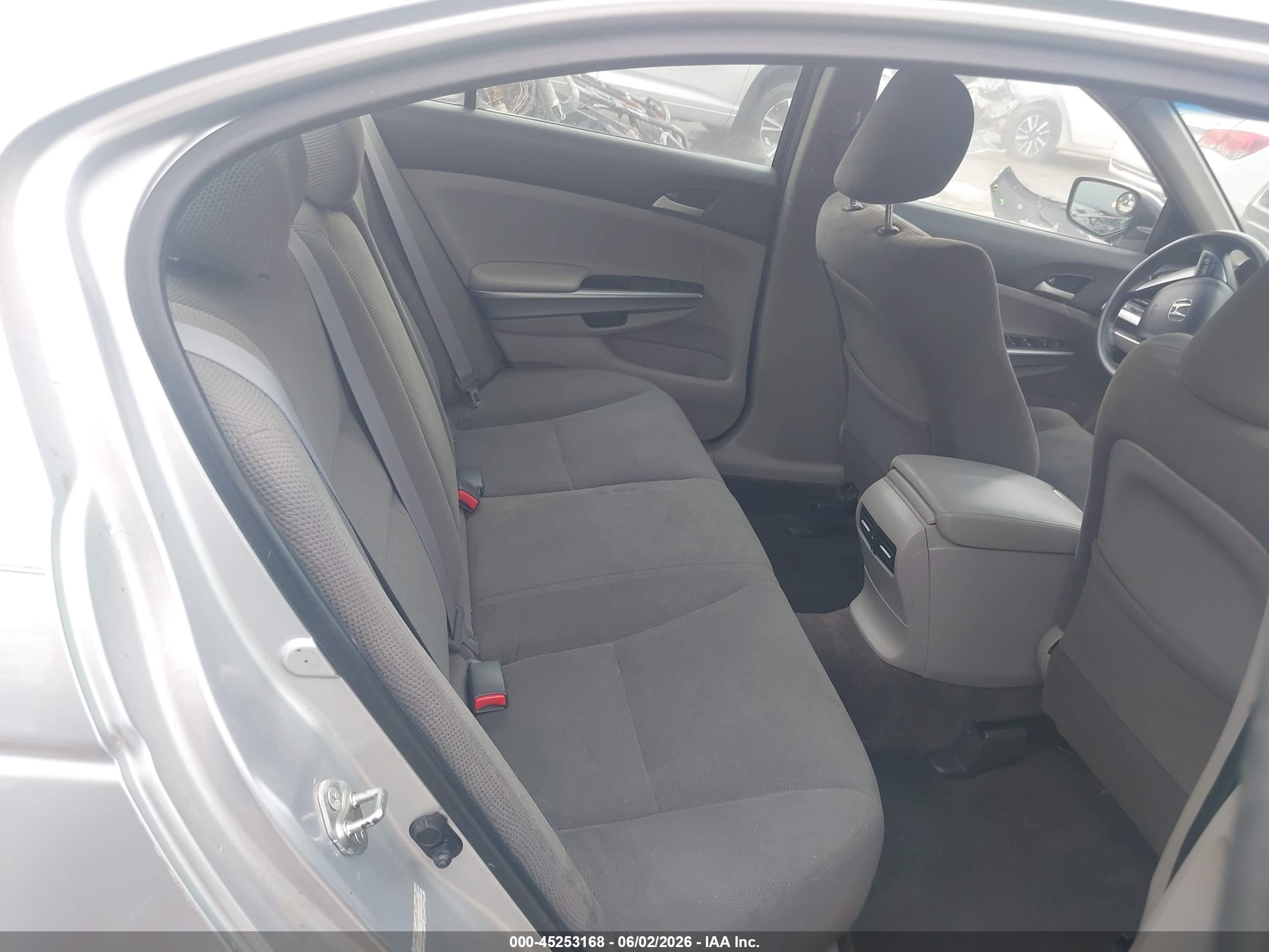 2010 Honda Accord 2.4 Ex Silver vin: 1HGCP2F72AA004461