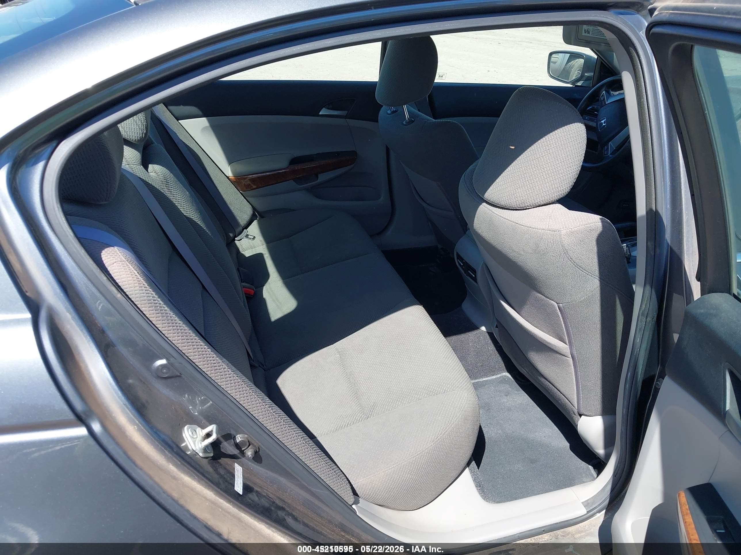 2011 Honda Accord 2.4 Ex Gray vin: 1HGCP2F72BA009869