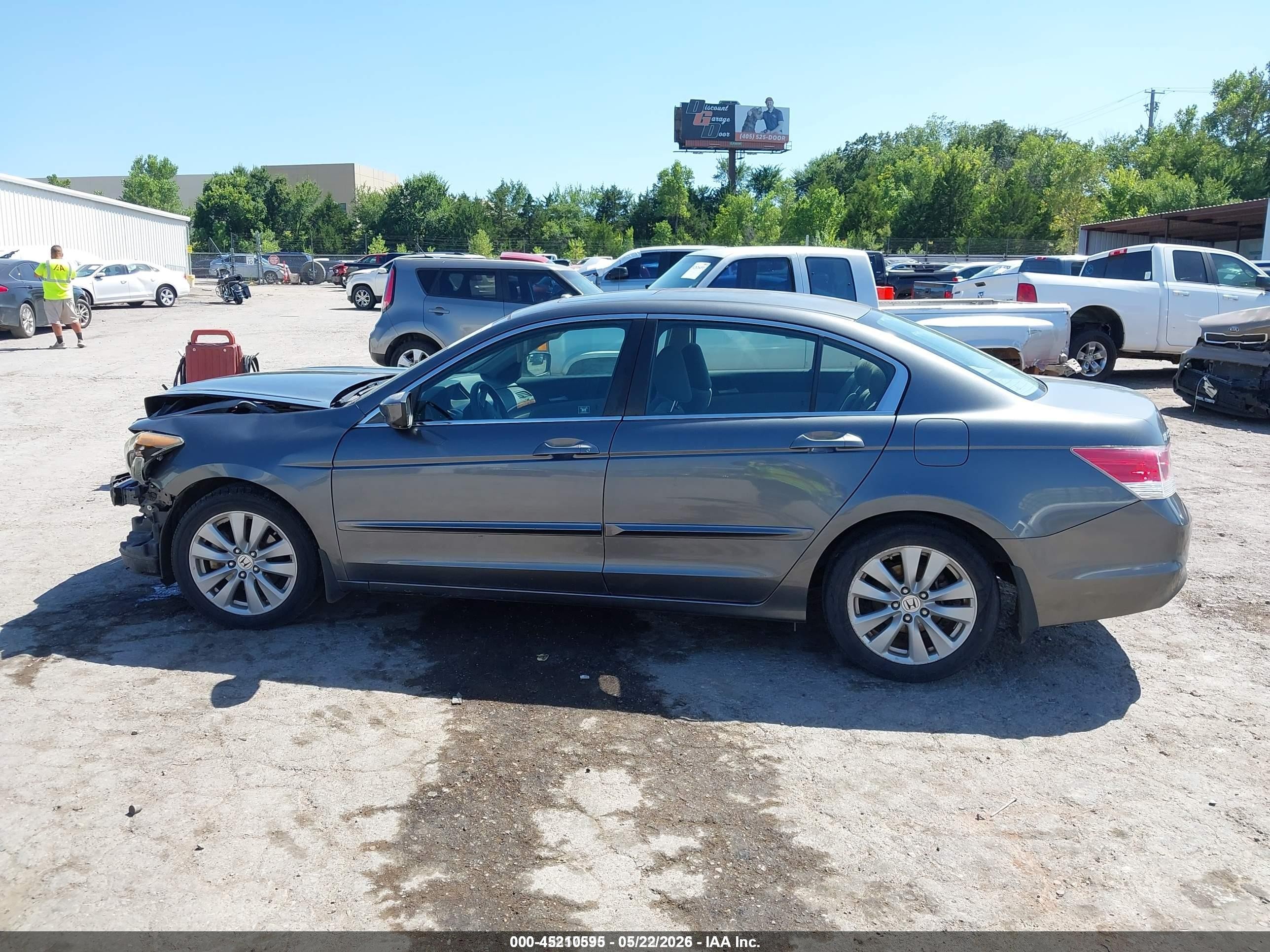 2011 Honda Accord 2.4 Ex Gray vin: 1HGCP2F72BA009869