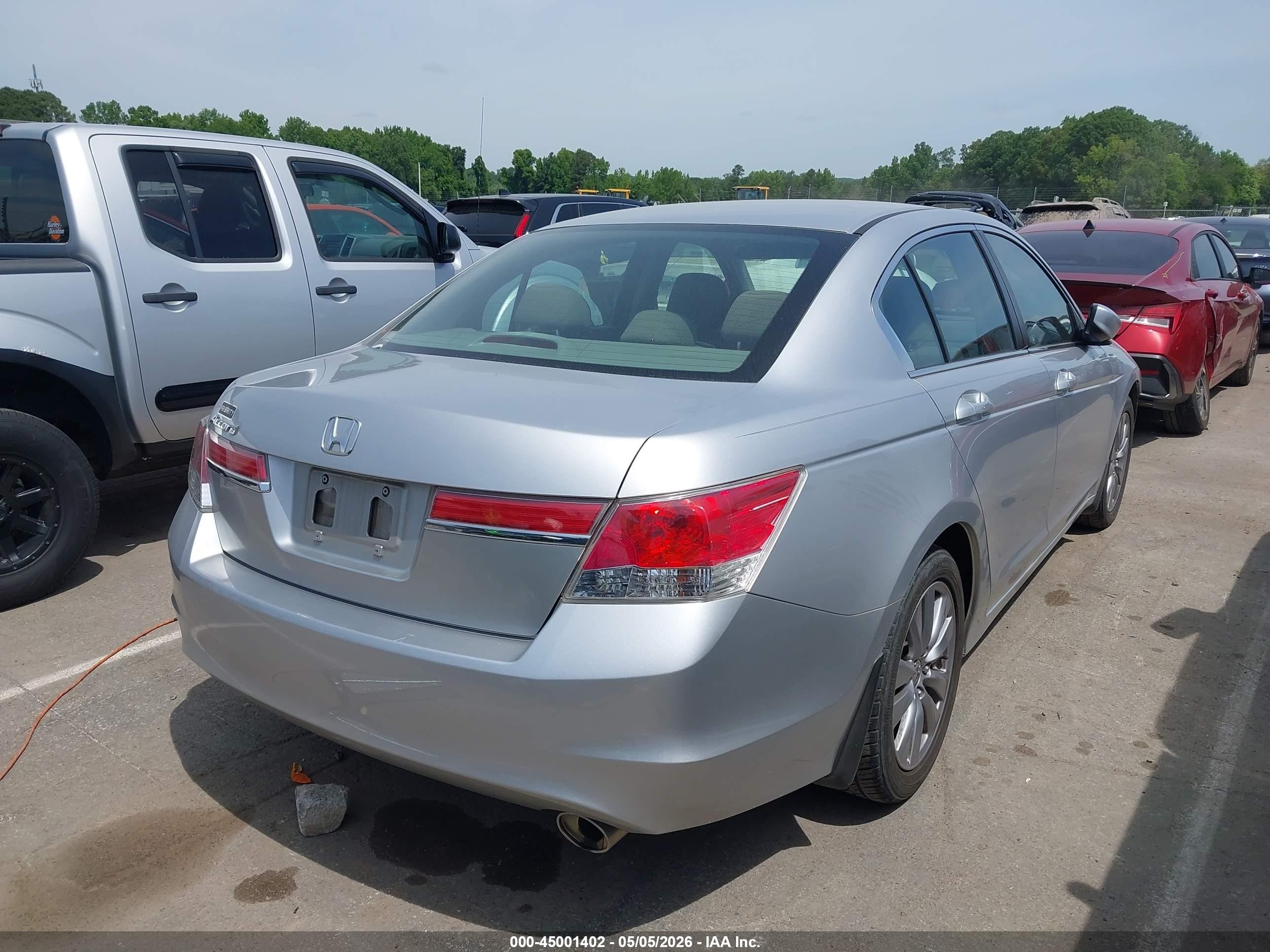2012 Honda Accord 2.4 Ex Серебряный vin: 1HGCP2F72CA029220