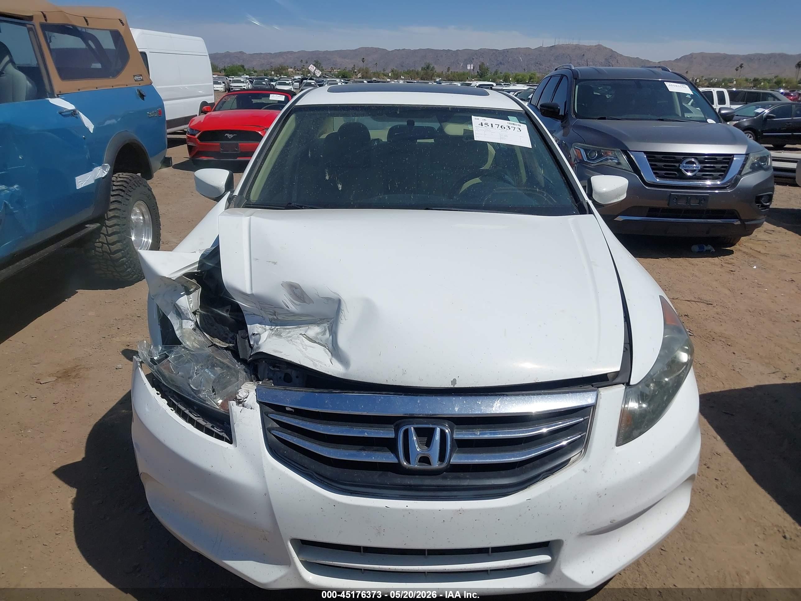 2011 Honda Accord 2.4 Ex White vin: 1HGCP2F73BA004423