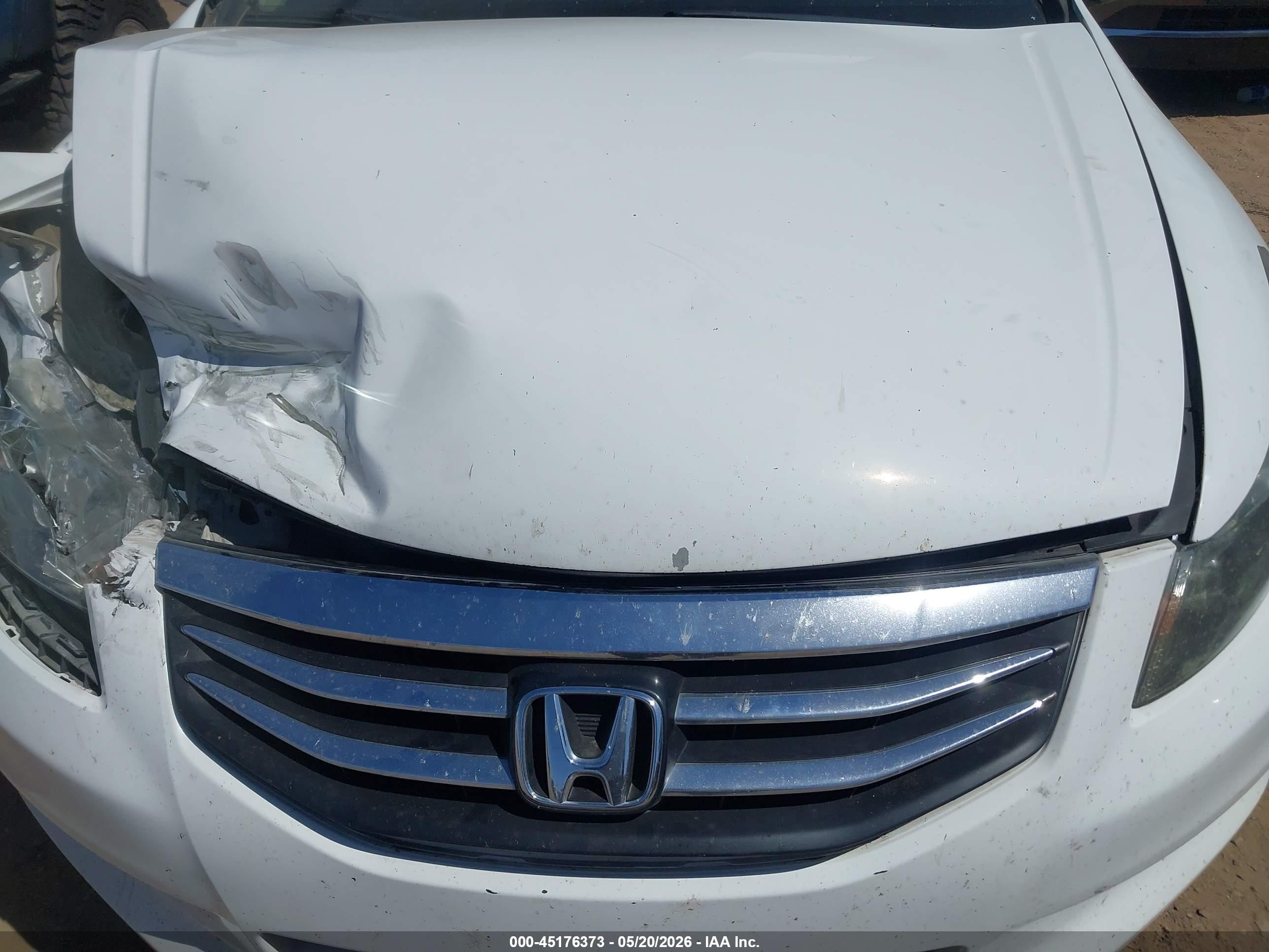 2011 Honda Accord 2.4 Ex White vin: 1HGCP2F73BA004423