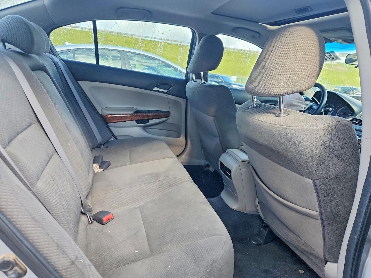 2011 Honda Accord Silver vin: 1HGCP2F73BA045523