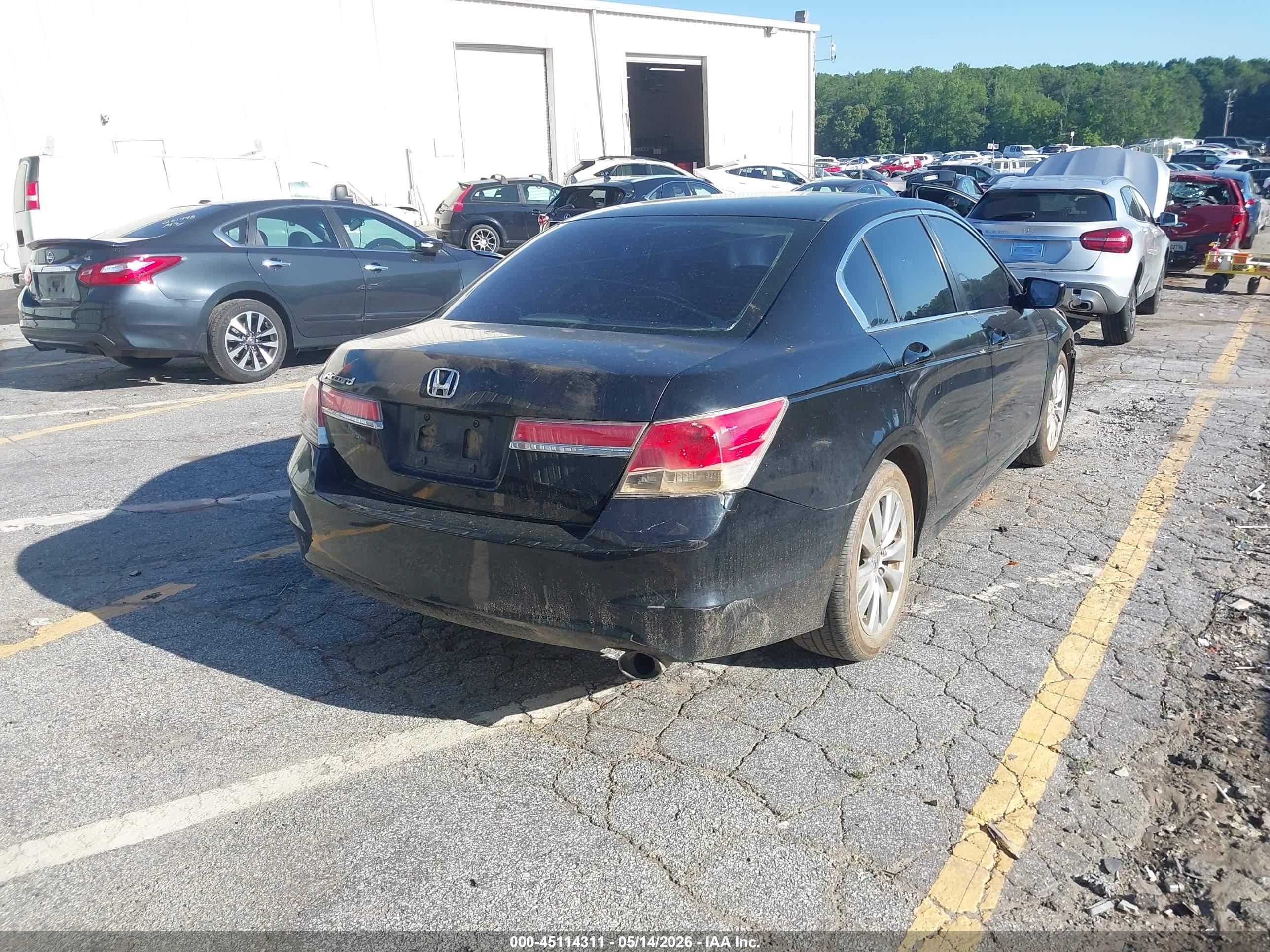 2012 Honda Accord 2.4 Ex Черный vin: 1HGCP2F73CA041912