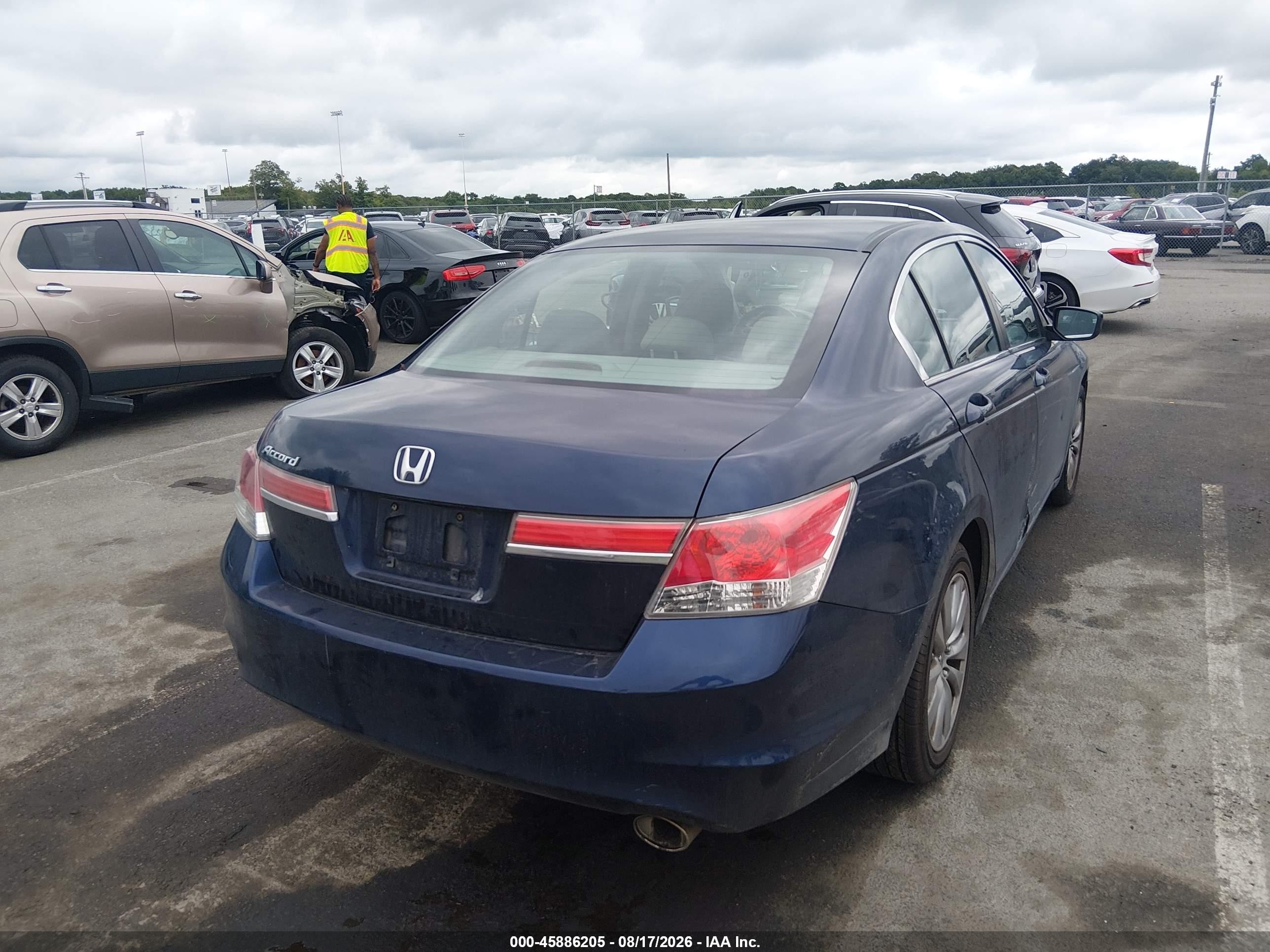 2012 Honda Accord 2.4 Ex Blue vin: 1HGCP2F73CA151634