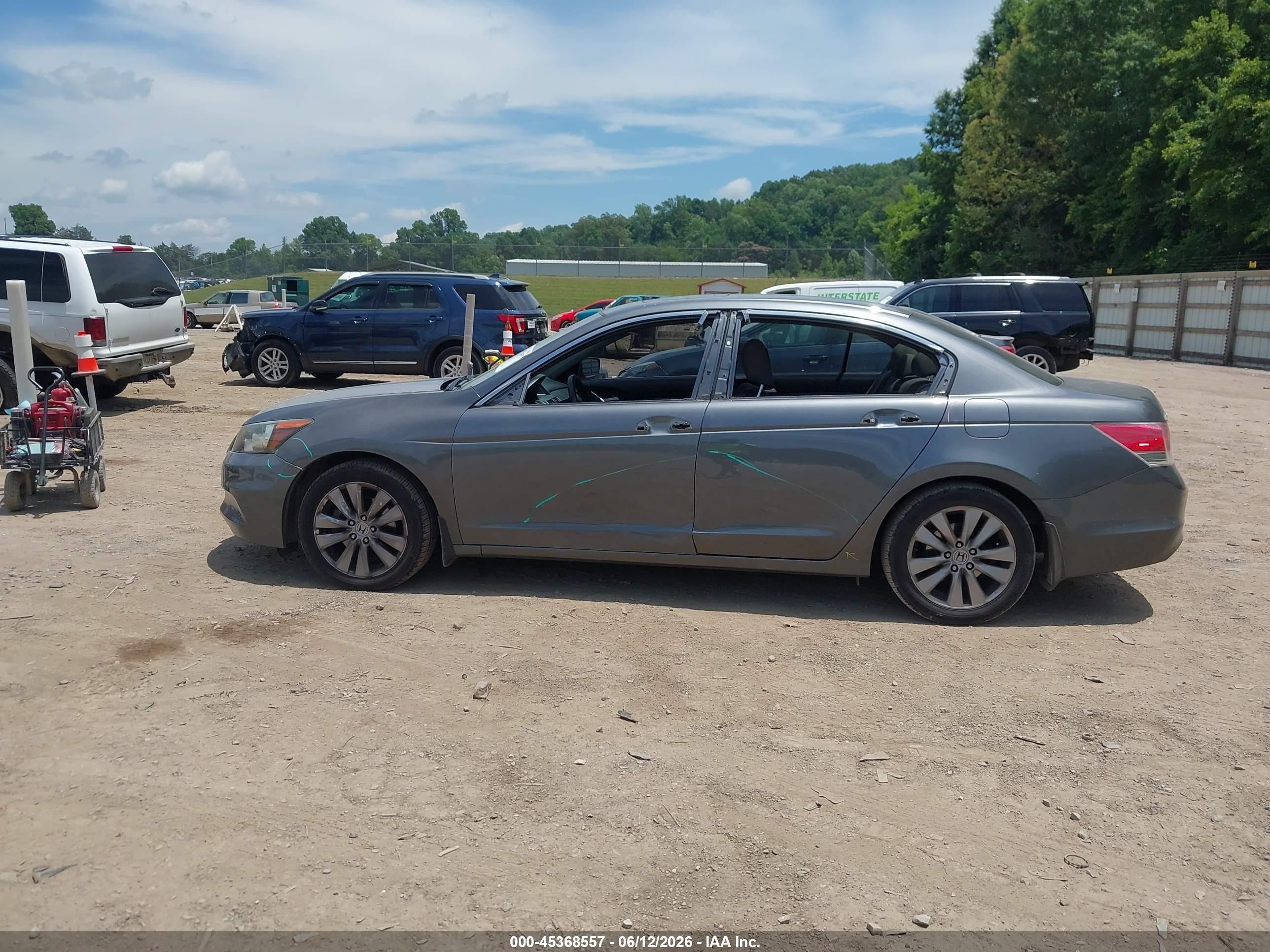 2012 Honda Accord 2.4 Ex Gray vin: 1HGCP2F73CA190658