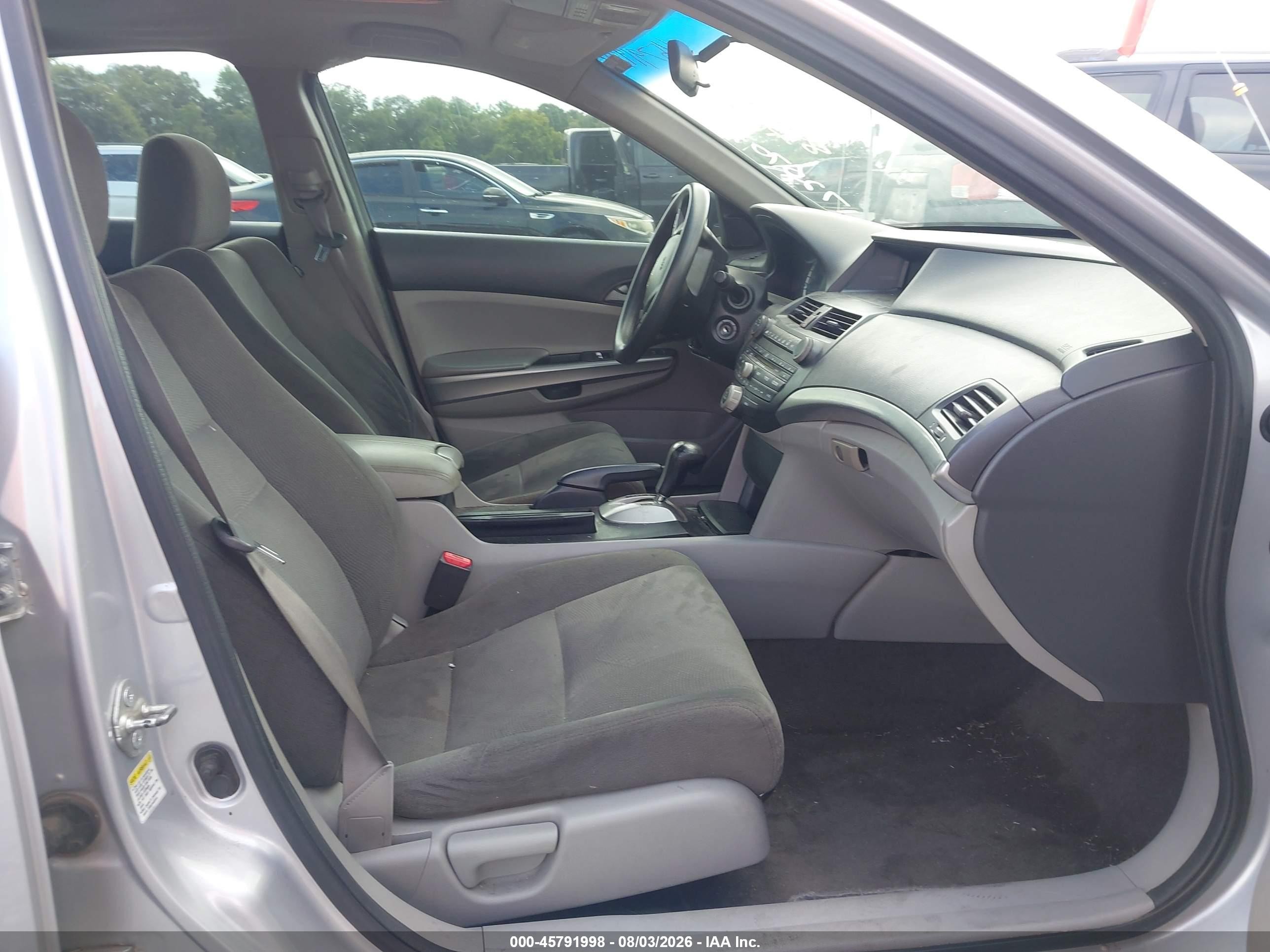2010 Honda Accord 2.4 Ex Silver vin: 1HGCP2F74AA172070