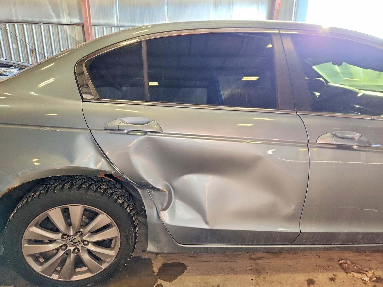 2011 Honda Accord Ex Blue vin: 1HGCP2F74BA056952