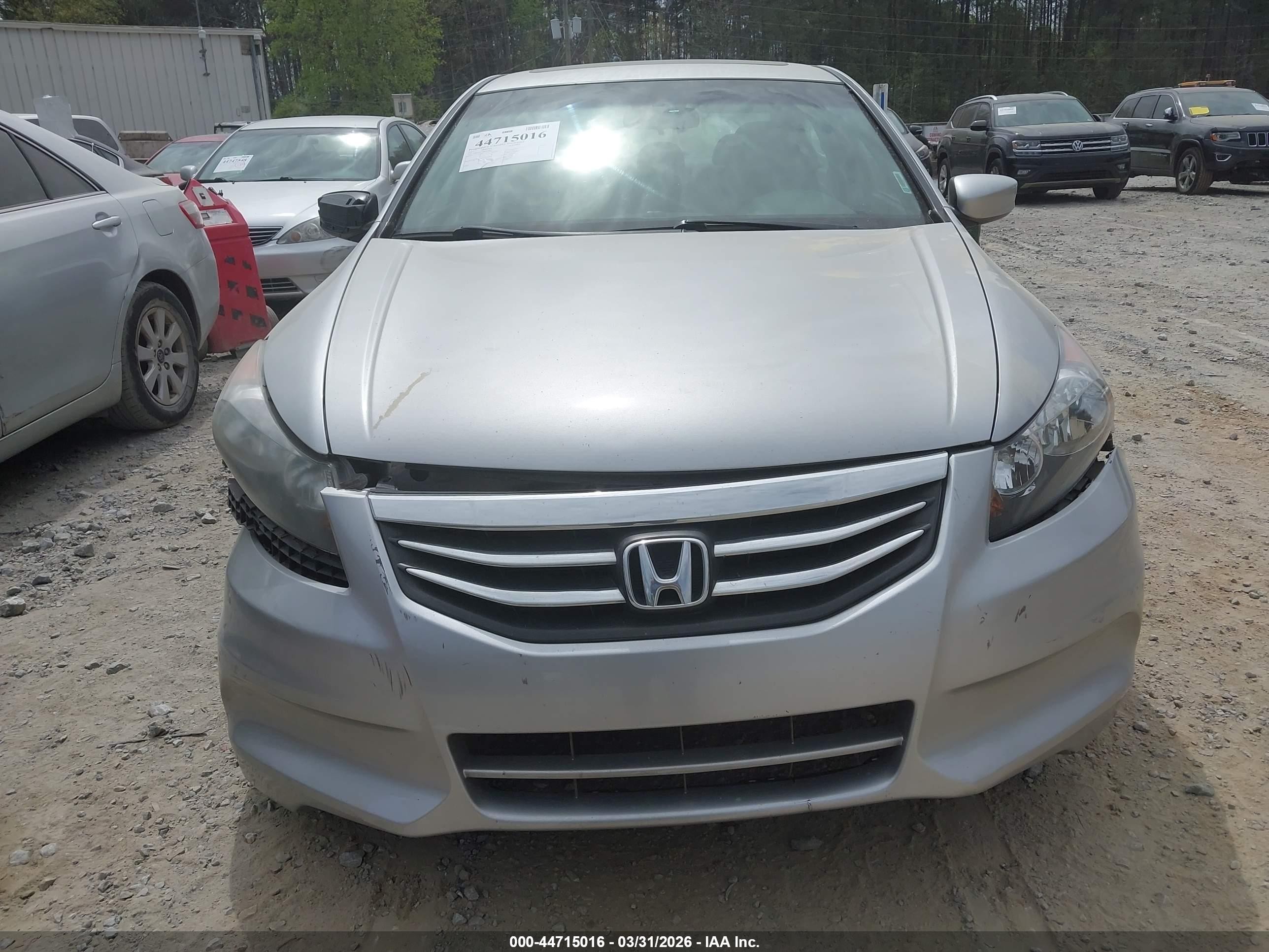 2011 Honda Accord 2.4 Ex Silver vin: 1HGCP2F74BA077090