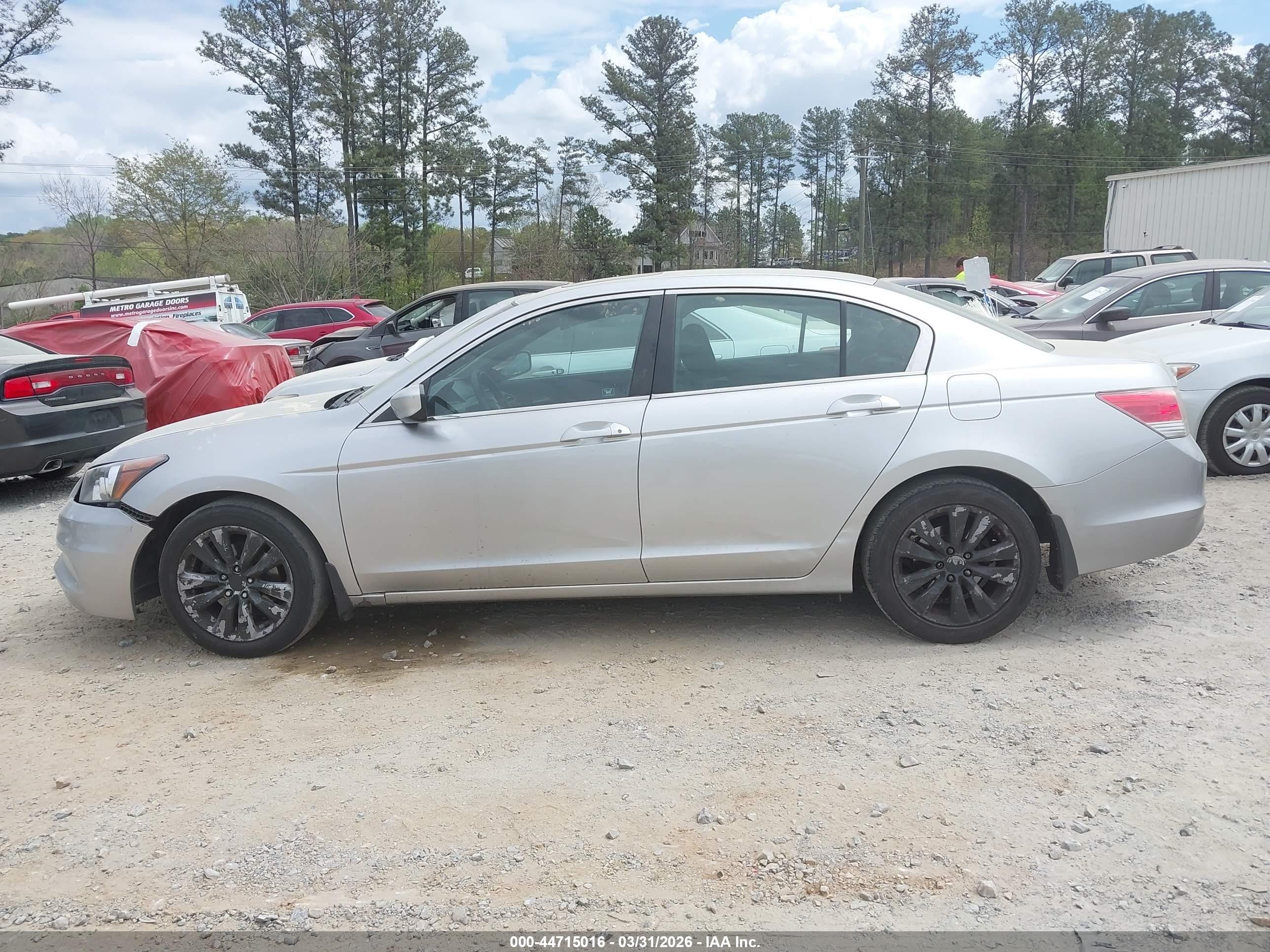 2011 Honda Accord 2.4 Ex Silver vin: 1HGCP2F74BA077090