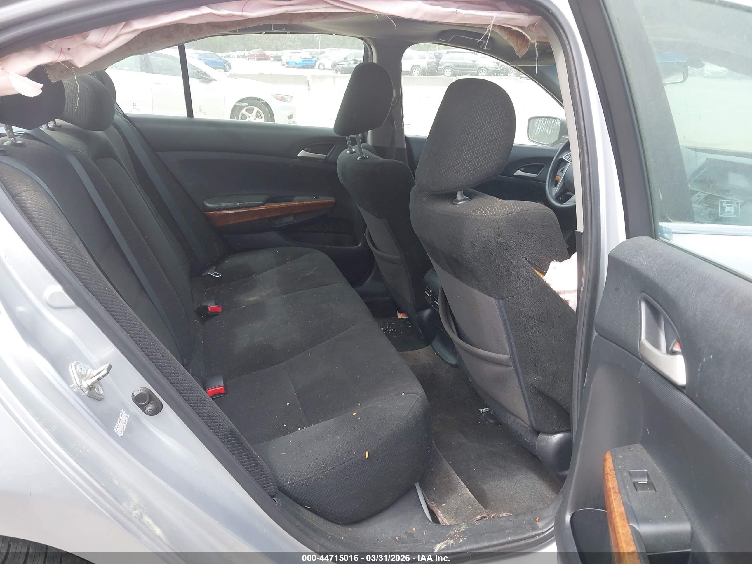 2011 Honda Accord 2.4 Ex Silver vin: 1HGCP2F74BA077090