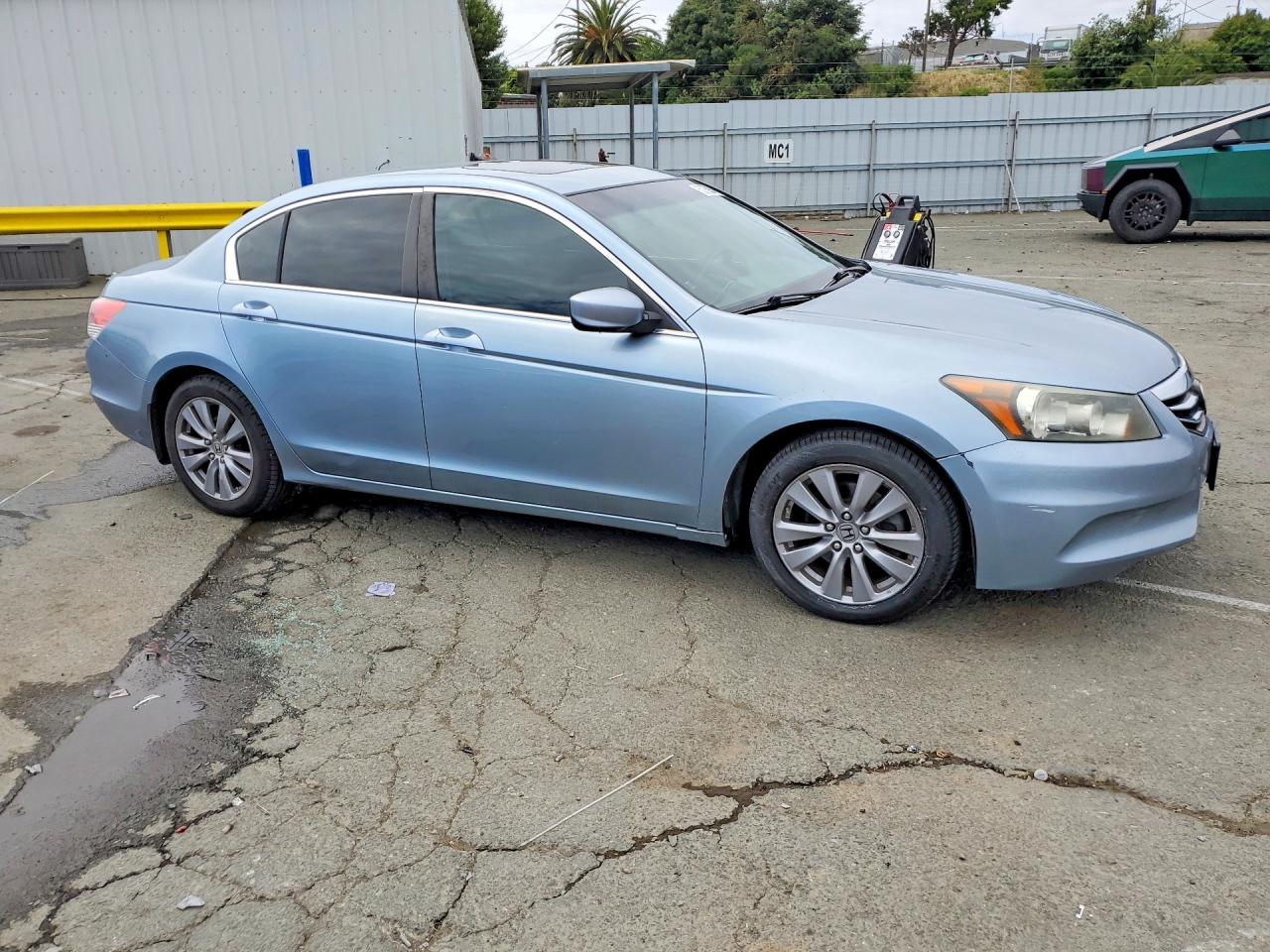2012 Honda Accord Ex Blue vin: 1HGCP2F74CA007283
