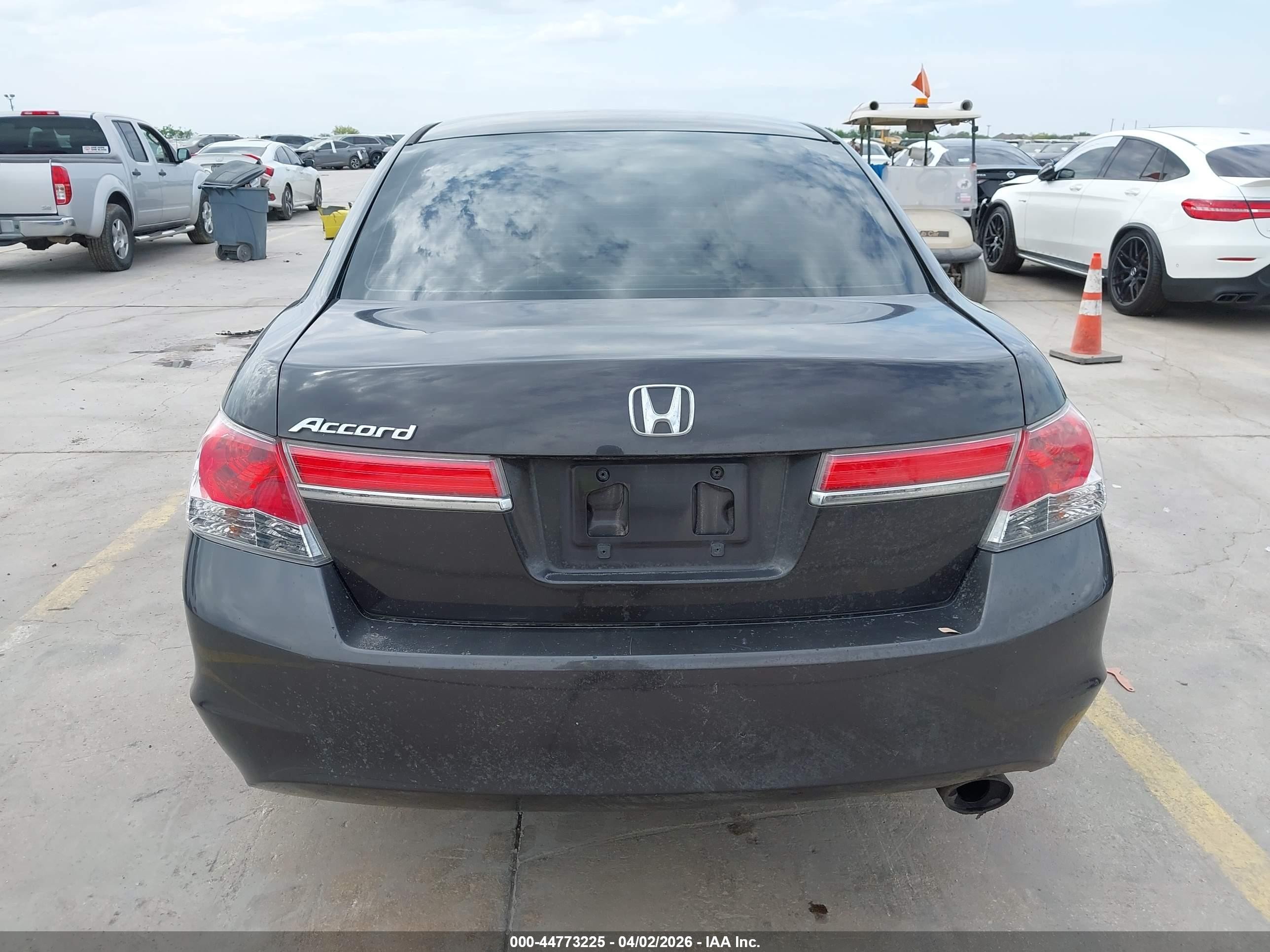 2012 Honda Accord 2.4 Ex Gray vin: 1HGCP2F74CA124944