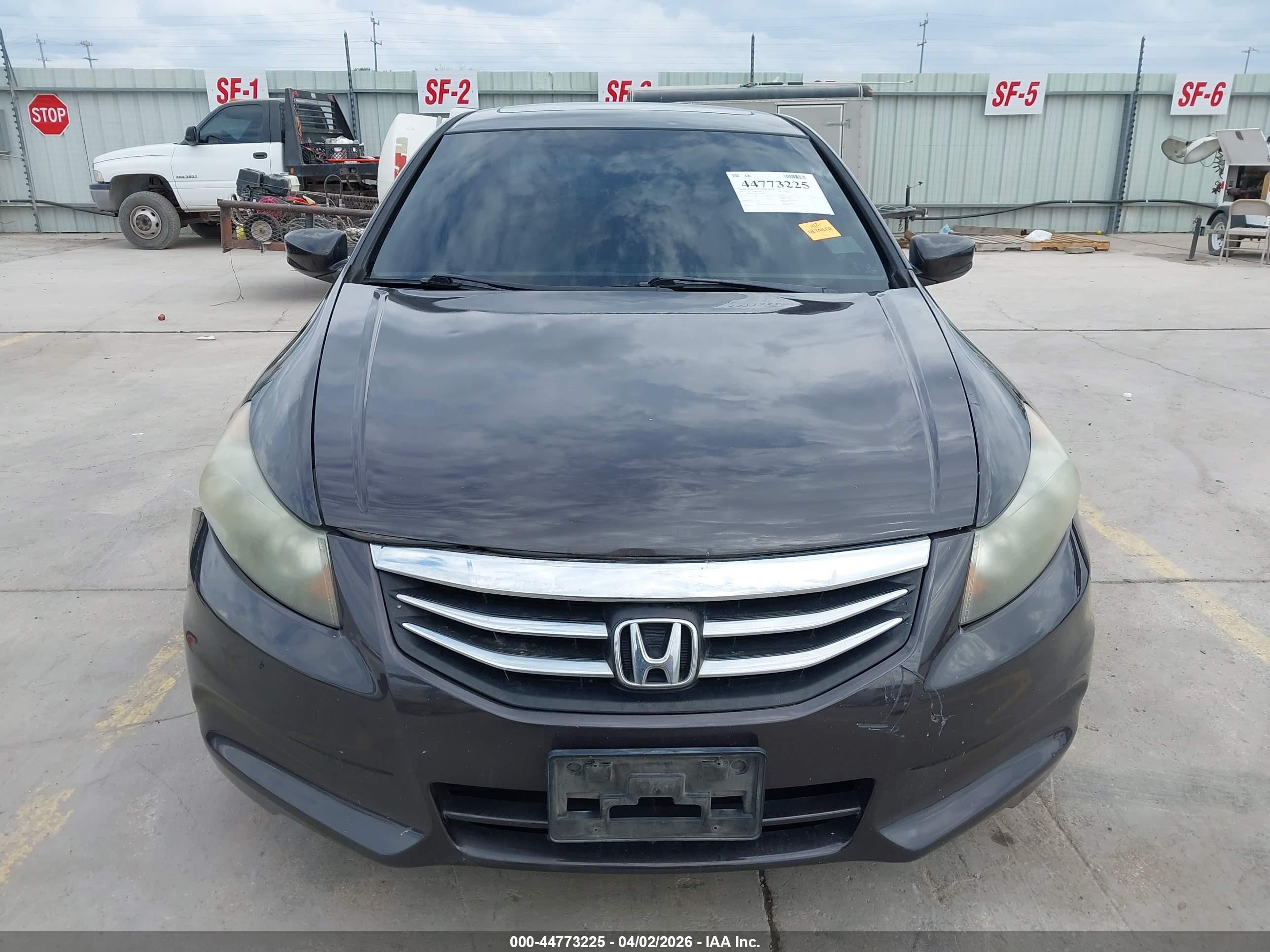 2012 Honda Accord 2.4 Ex Gray vin: 1HGCP2F74CA124944
