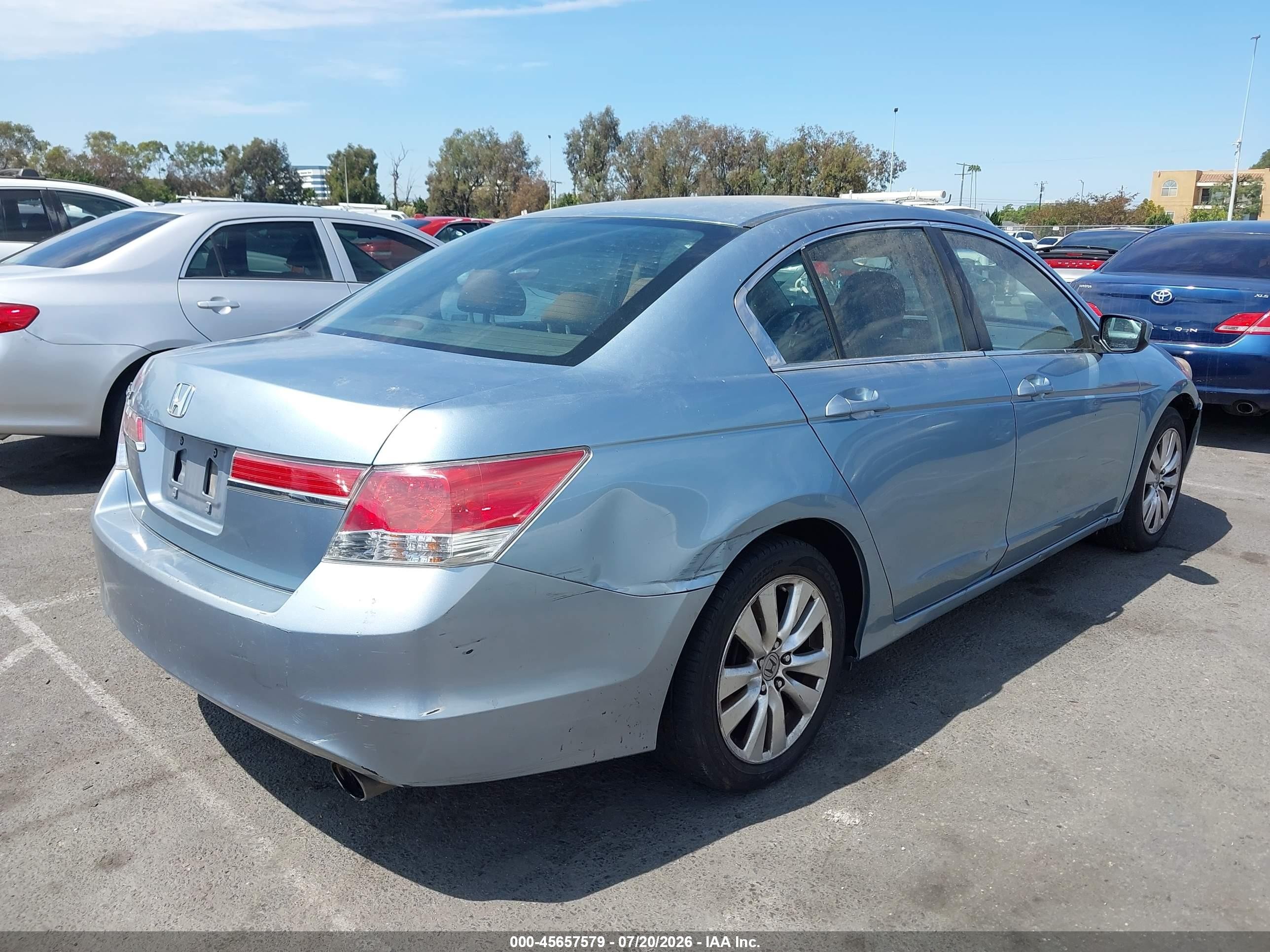 2012 Honda Accord 2.4 Ex Blue vin: 1HGCP2F74CA132851