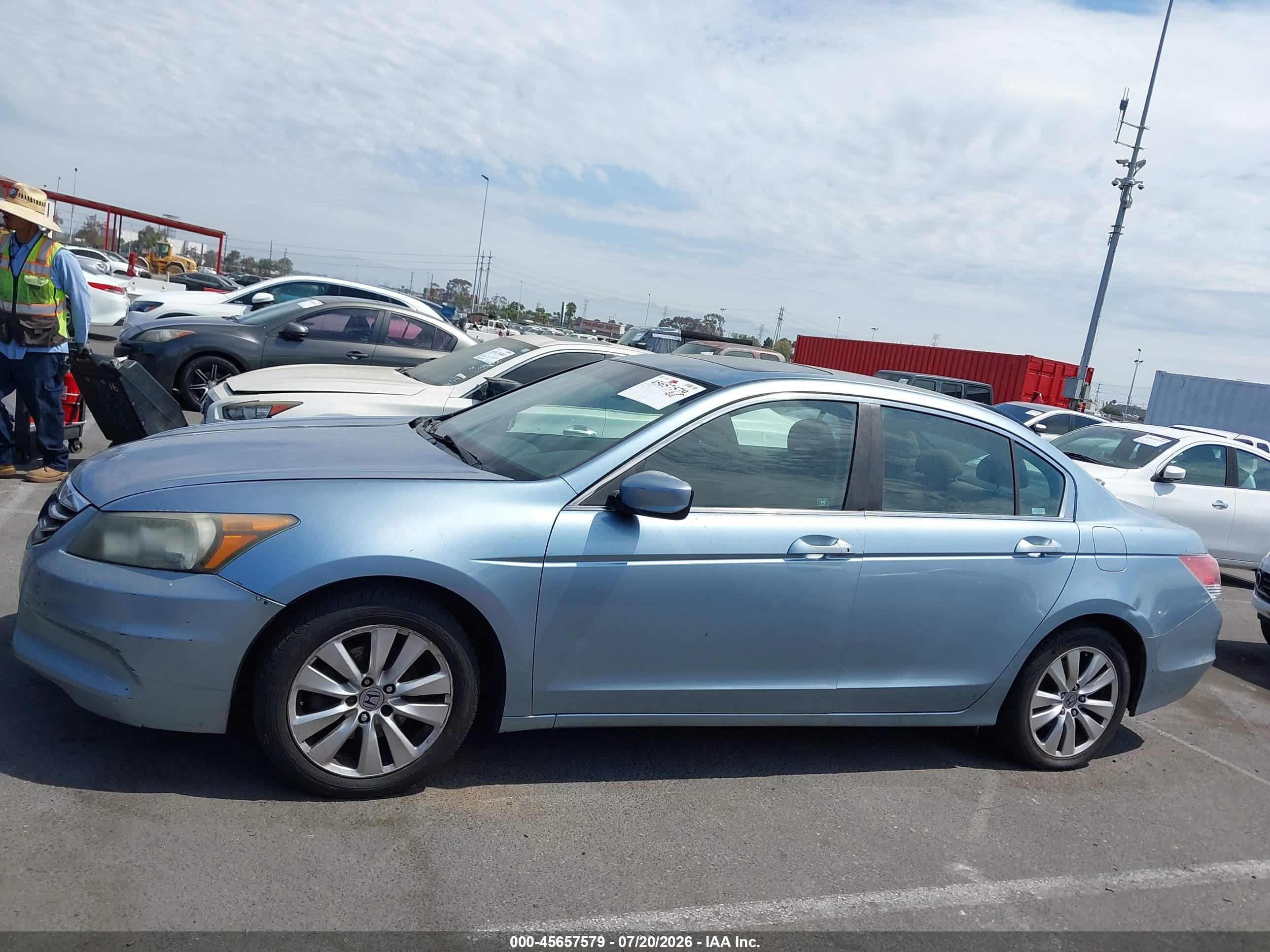 2012 Honda Accord 2.4 Ex Blue vin: 1HGCP2F74CA132851