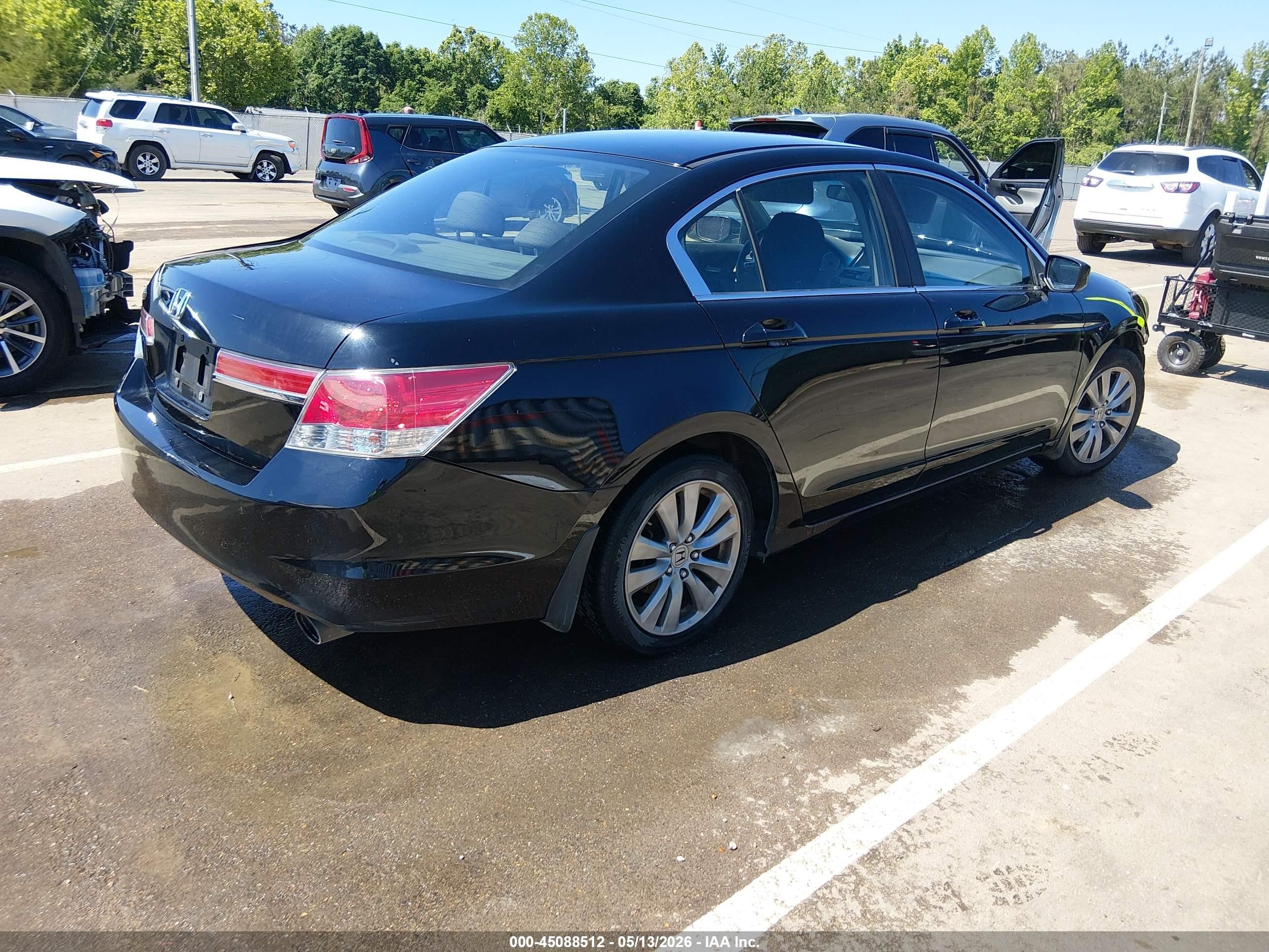 2012 Honda Accord 2.4 Ex Черный vin: 1HGCP2F74CA152341