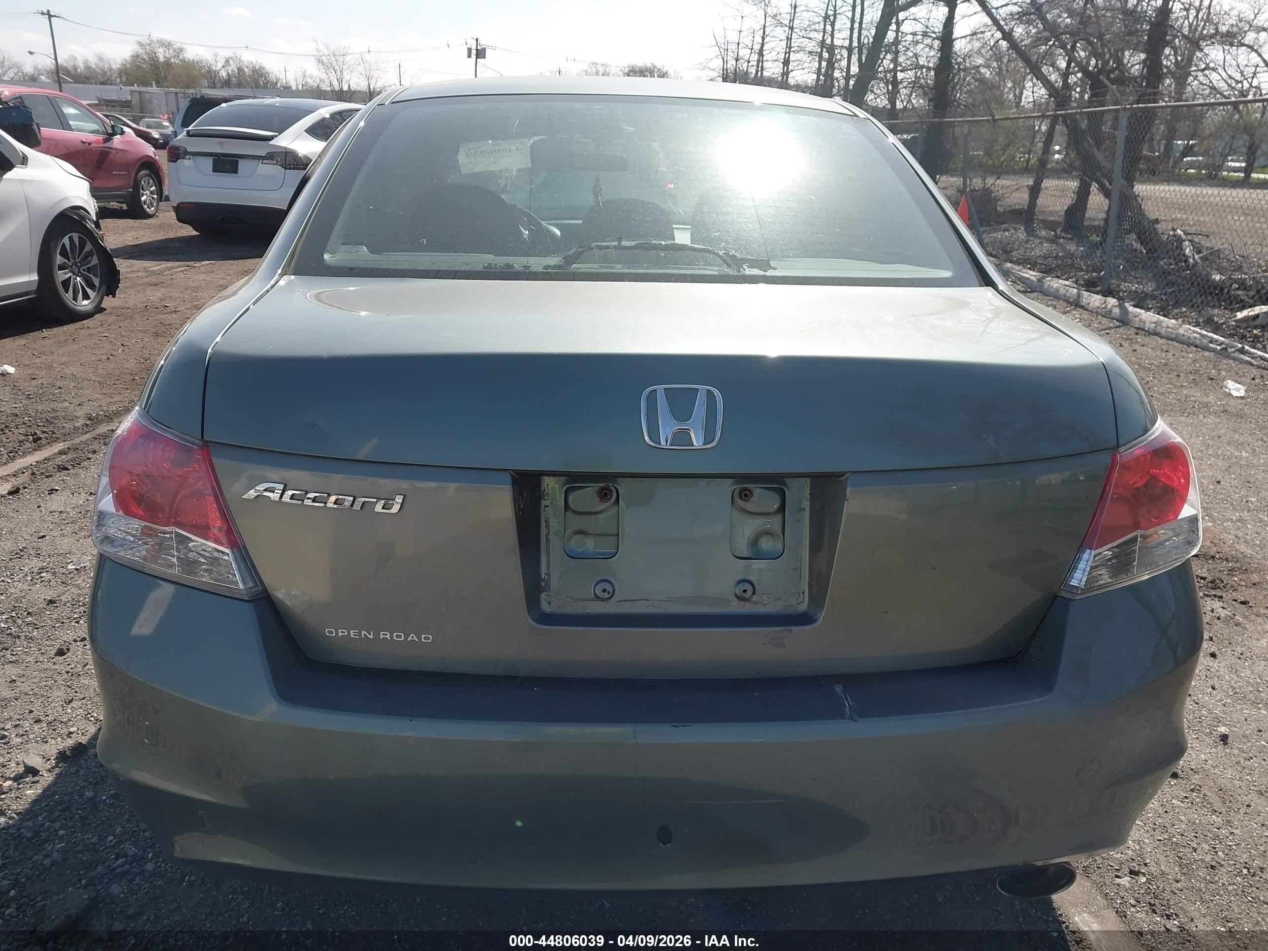 2010 Honda Accord 2.4 Ex Gray vin: 1HGCP2F75AA043884
