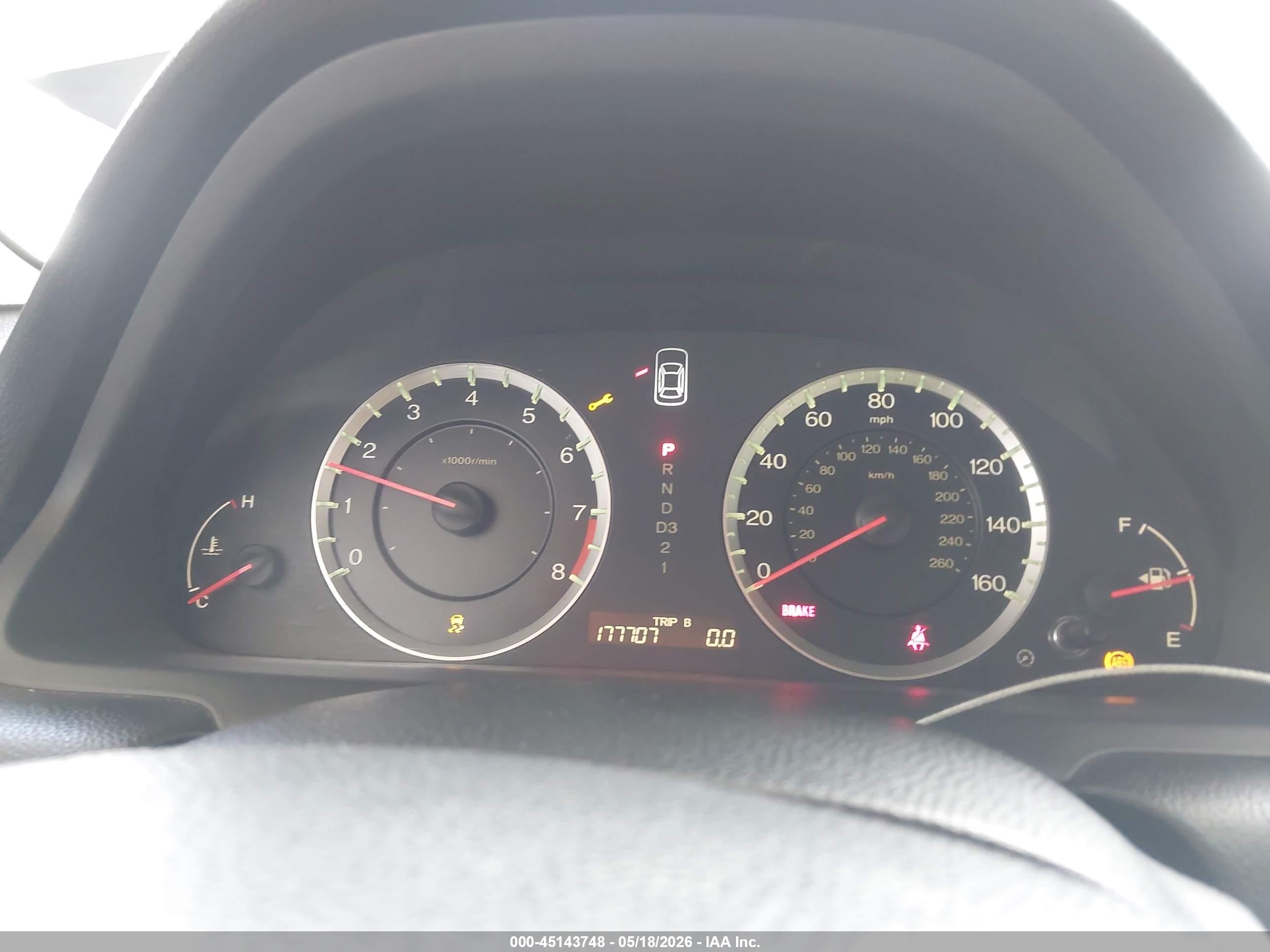 2011 Honda Accord 2.4 Ex White vin: 1HGCP2F75BA112672