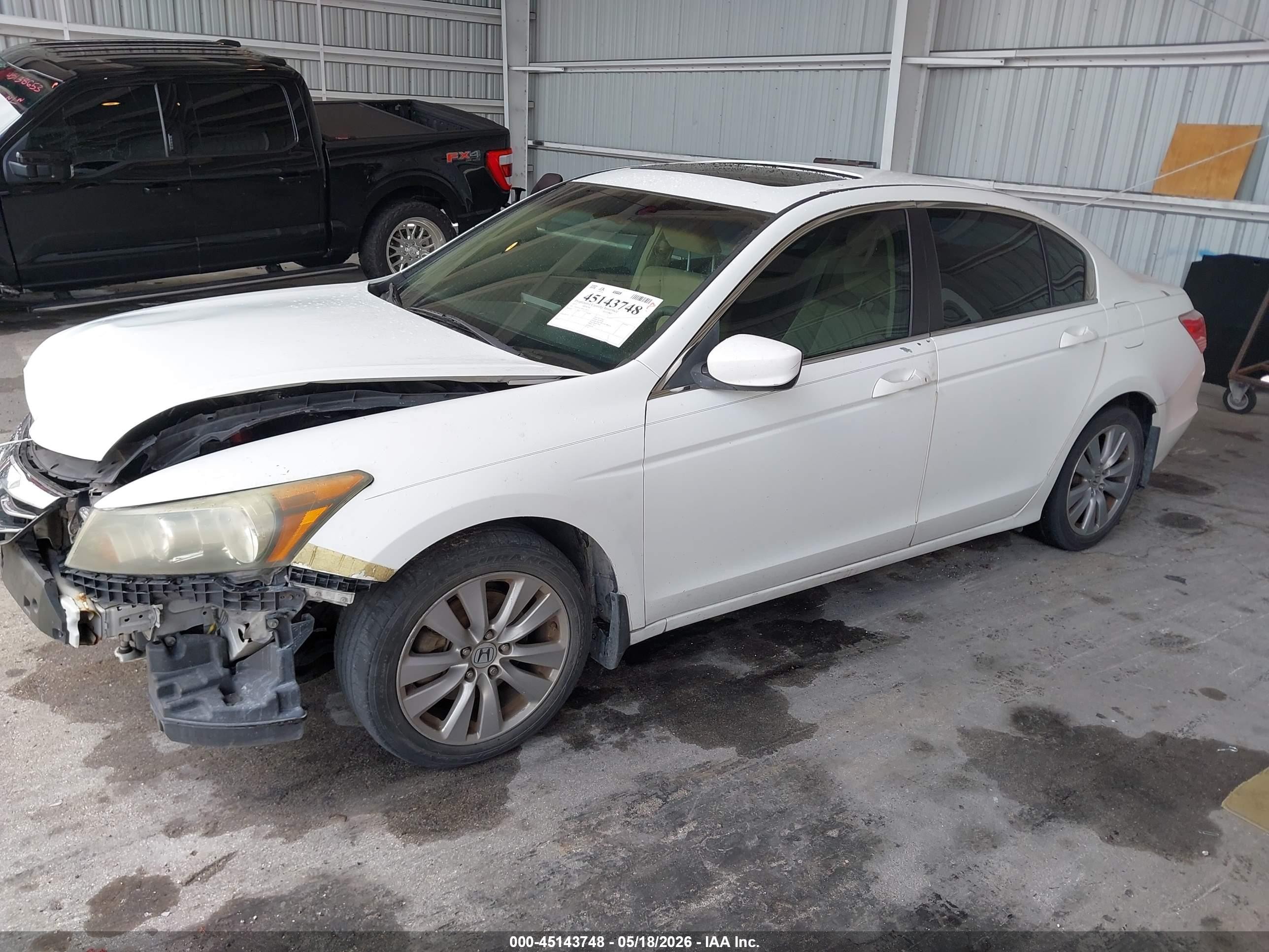 2011 Honda Accord 2.4 Ex White vin: 1HGCP2F75BA112672