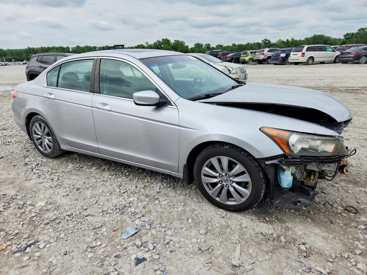 2011 Honda Accord Ex White vin: 1HGCP2F75BA127818