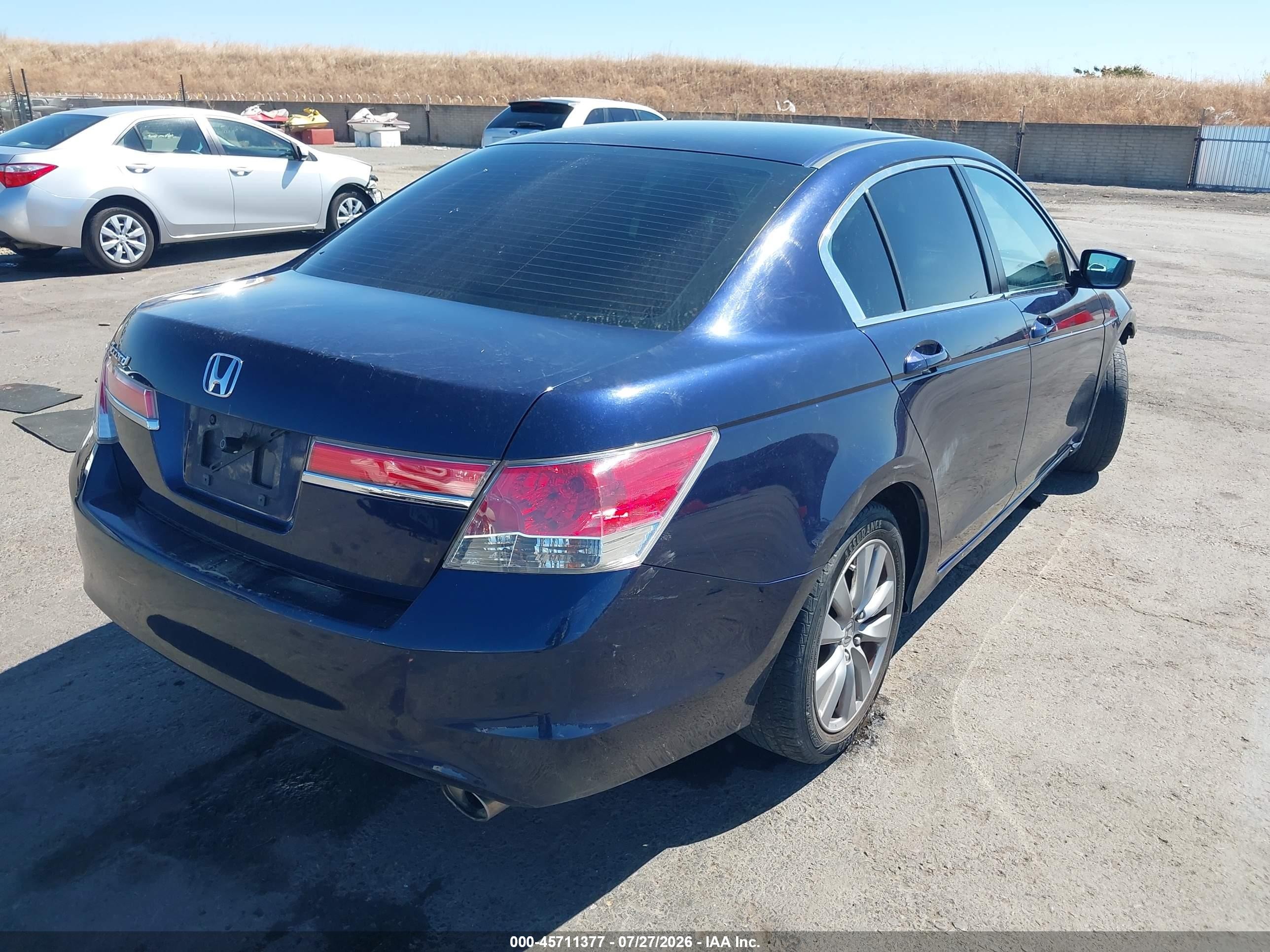 2011 Honda Accord 2.4 Ex Dark Blue vin: 1HGCP2F75BA136843