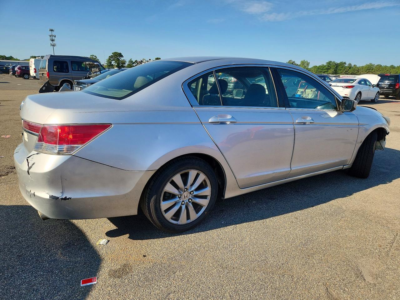 2012 Honda Accord Ex Серебряный vin: 1HGCP2F75CA007518