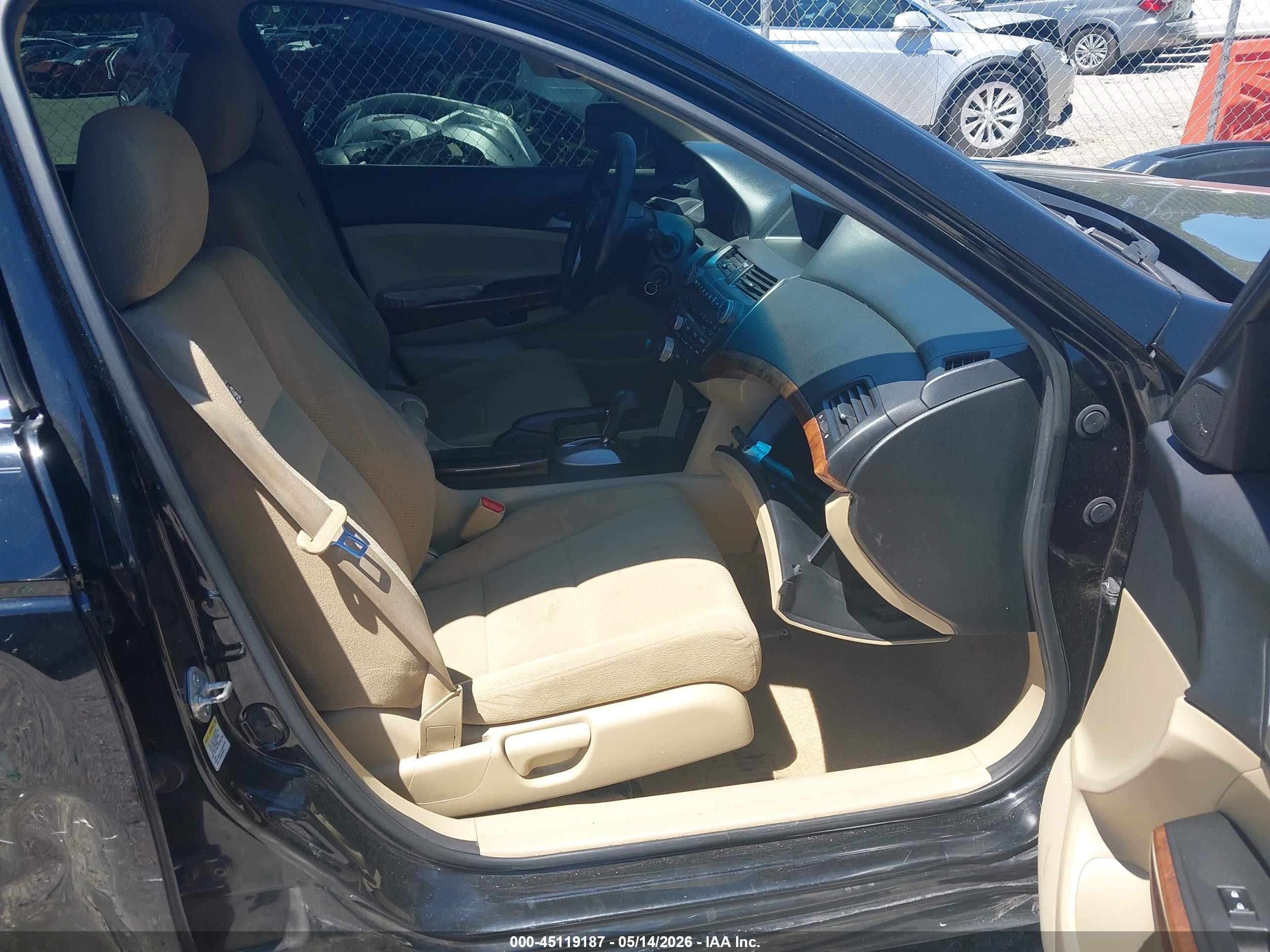 2012 Honda Accord 2.4 Ex Black vin: 1HGCP2F75CA014226