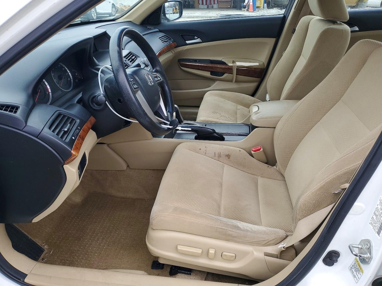 2012 Honda Accord Ex White vin: 1HGCP2F75CA026425