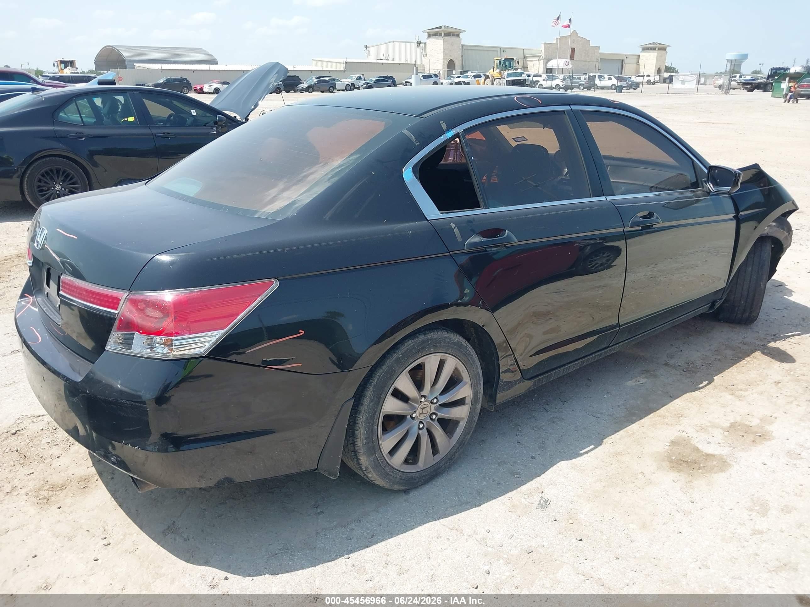 2012 Honda Accord 2.4 Ex Black vin: 1HGCP2F75CA069677
