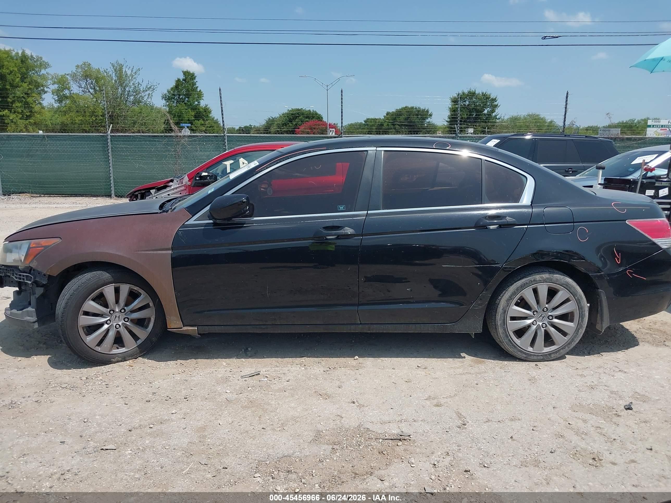 2012 Honda Accord 2.4 Ex Black vin: 1HGCP2F75CA069677