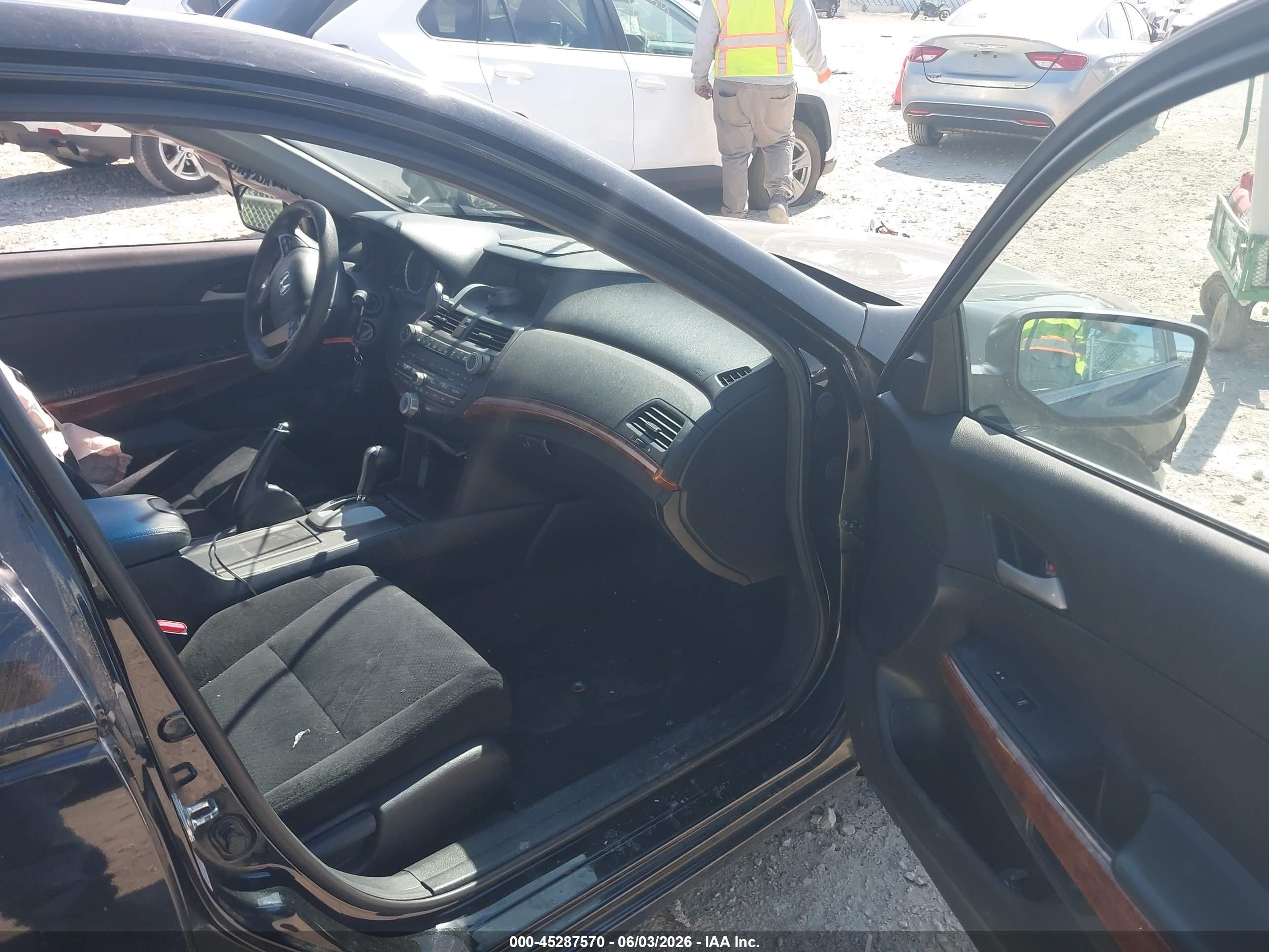 2012 Honda Accord 2.4 Ex Черный vin: 1HGCP2F75CA094238