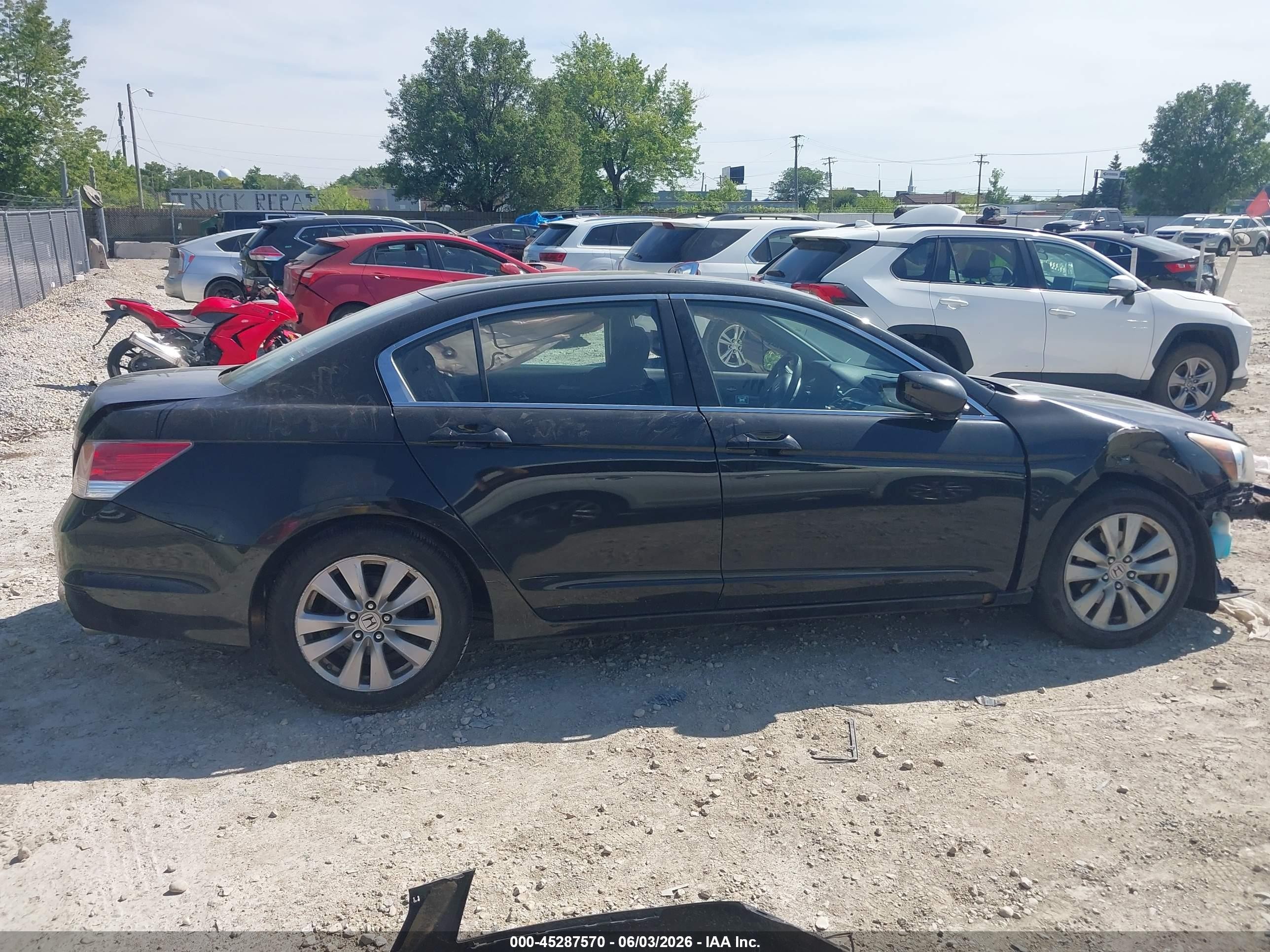 2012 Honda Accord 2.4 Ex Черный vin: 1HGCP2F75CA094238