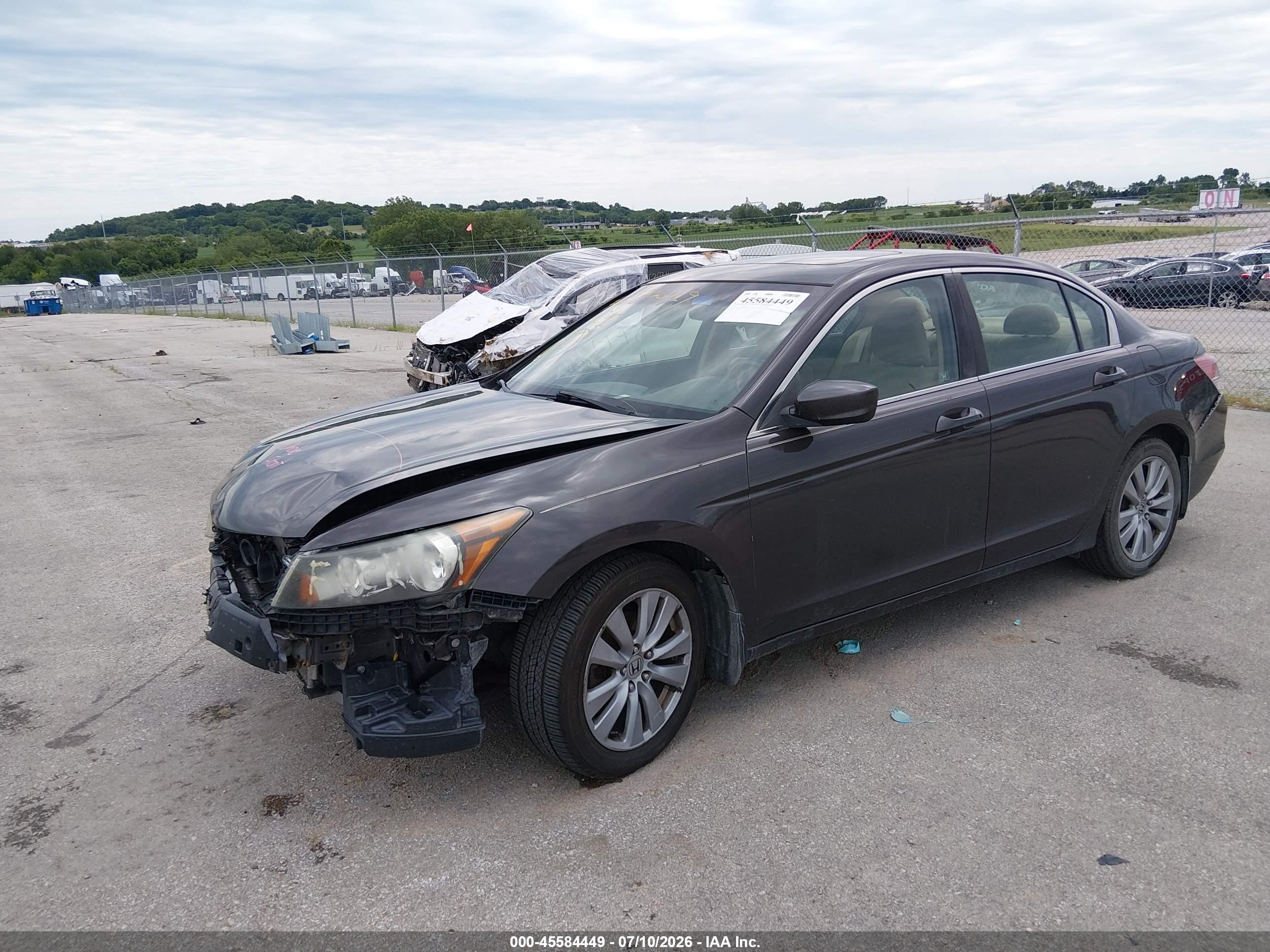 2011 Honda Accord 2.4 Ex Серый vin: 1HGCP2F76BA042132