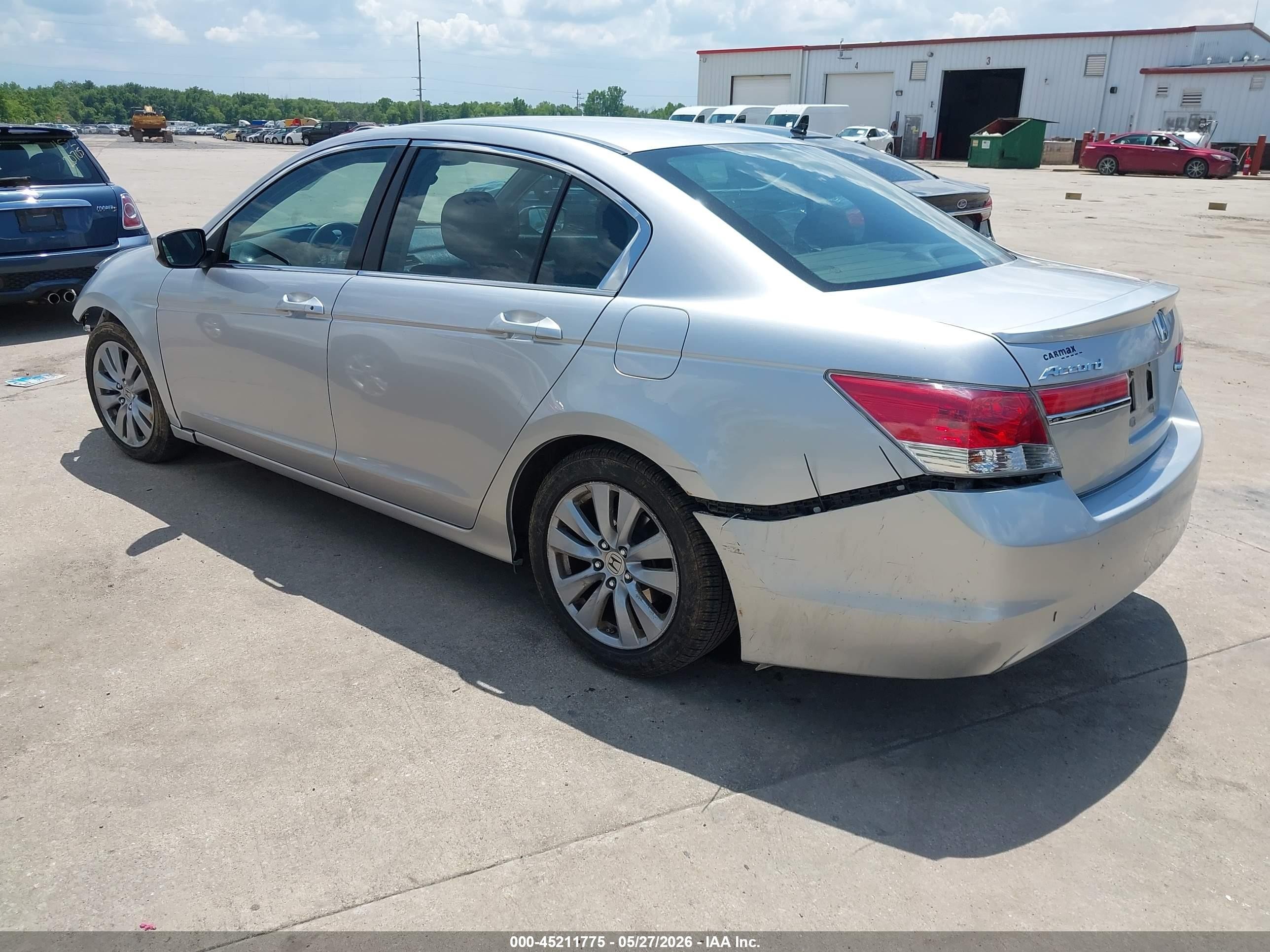 2011 Honda Accord 2.4 Ex Silver vin: 1HGCP2F76BA067922
