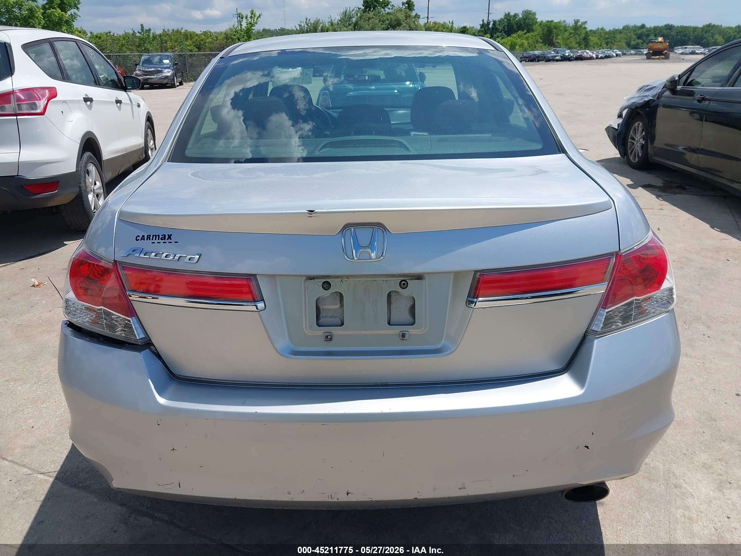 2011 Honda Accord 2.4 Ex Silver vin: 1HGCP2F76BA067922