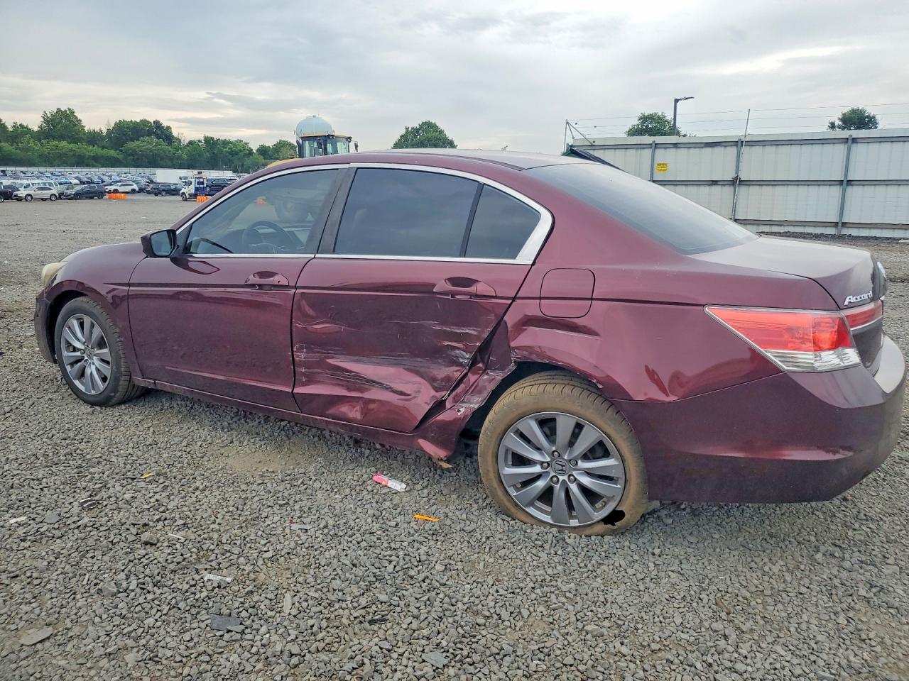 2011 Honda Accord Ex Burgundy vin: 1HGCP2F76BA108565