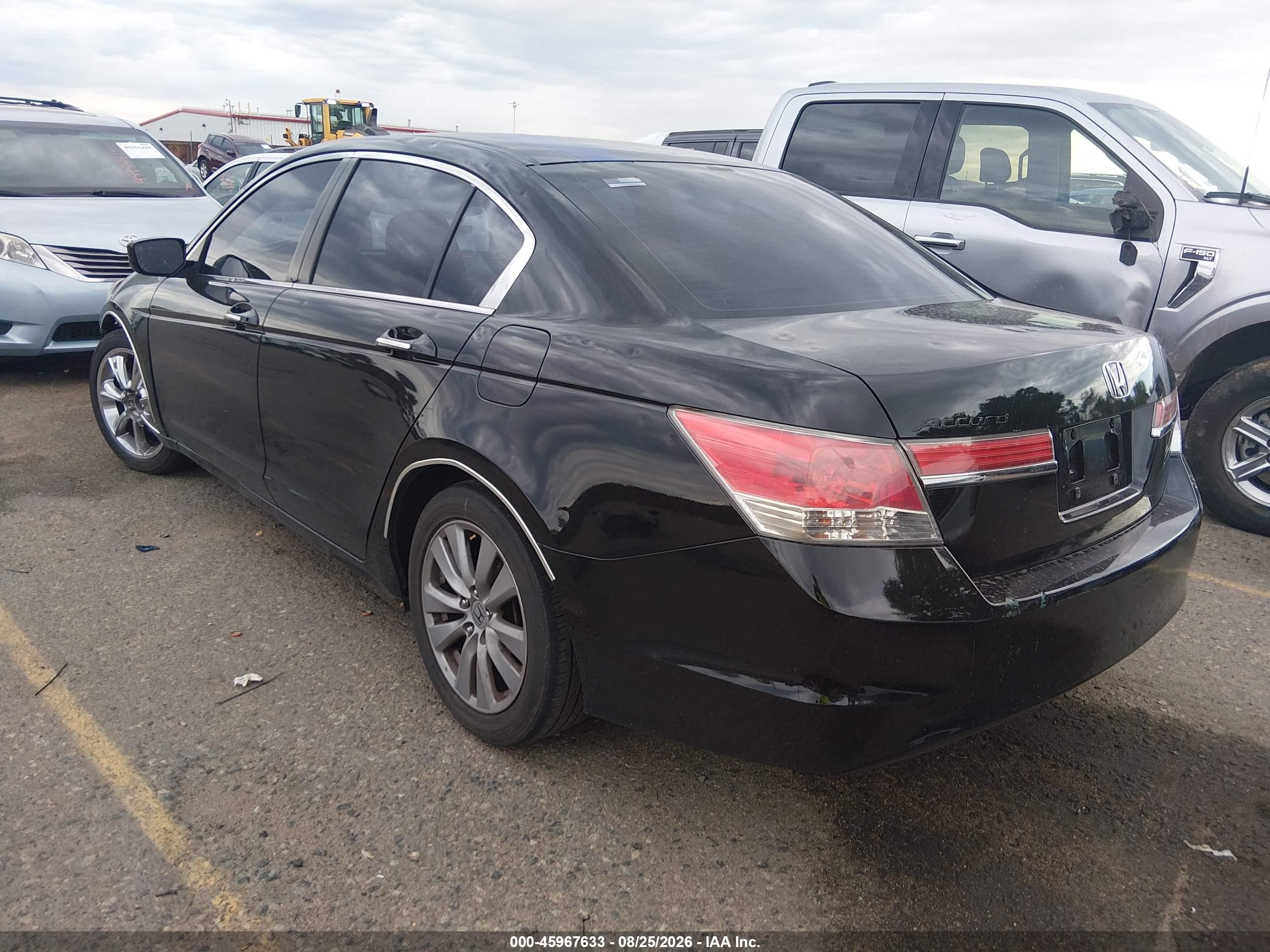 2011 Honda Accord 2.4 Ex Black vin: 1HGCP2F76BA153988