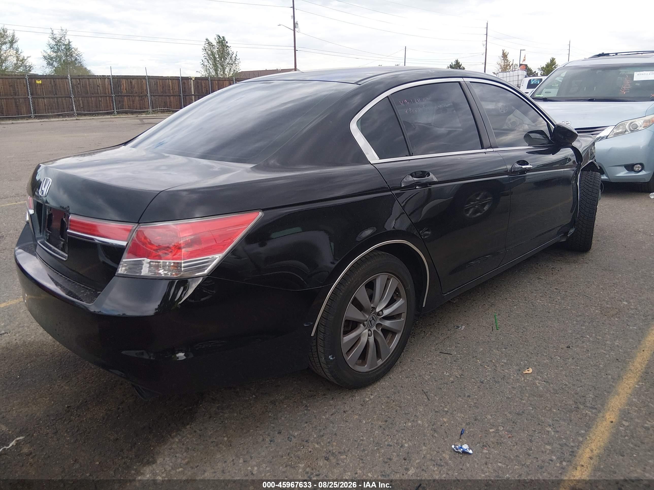 2011 Honda Accord 2.4 Ex Black vin: 1HGCP2F76BA153988