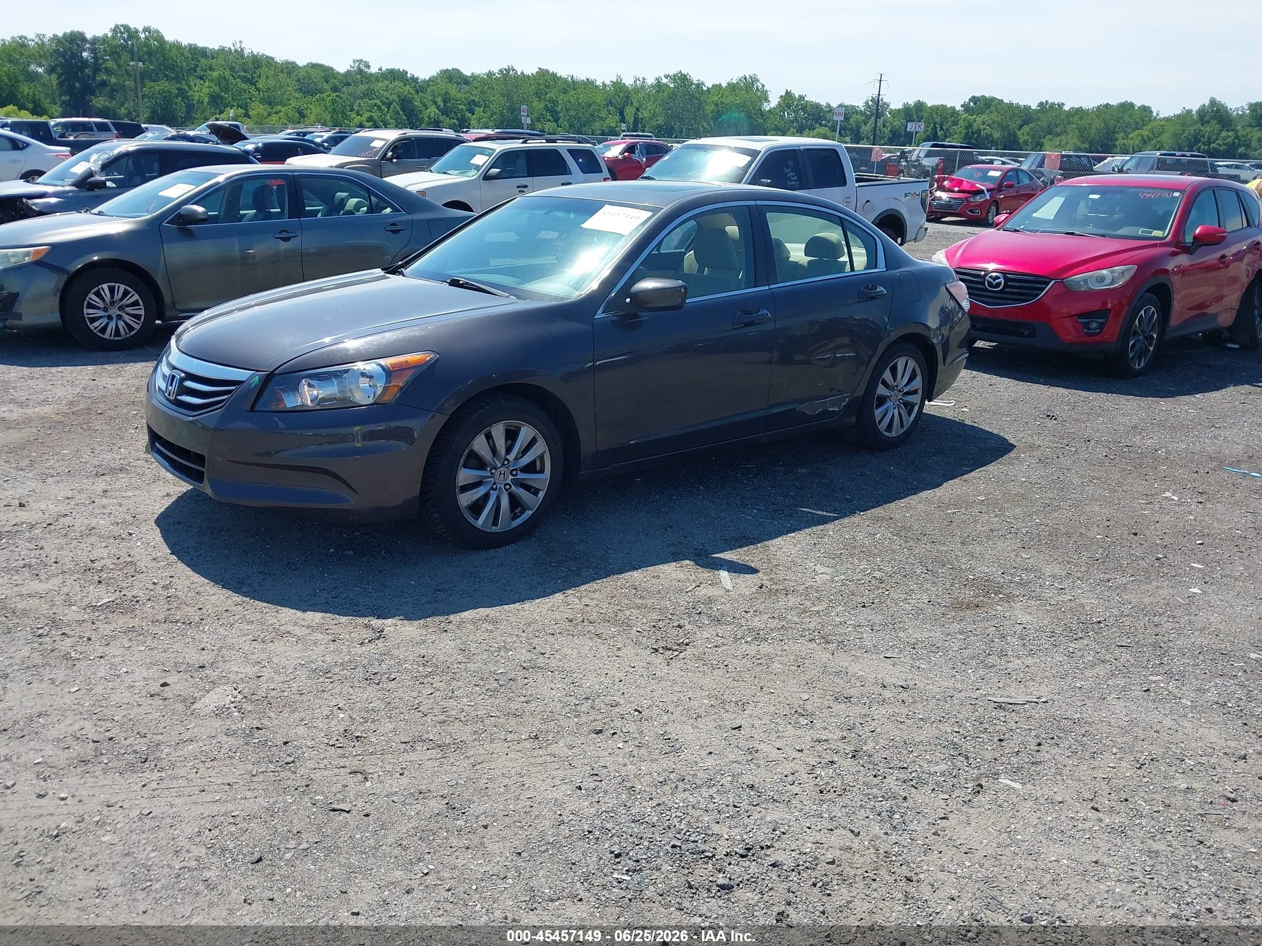 2012 Honda Accord 2.4 Ex Burgundy vin: 1HGCP2F76CA035988