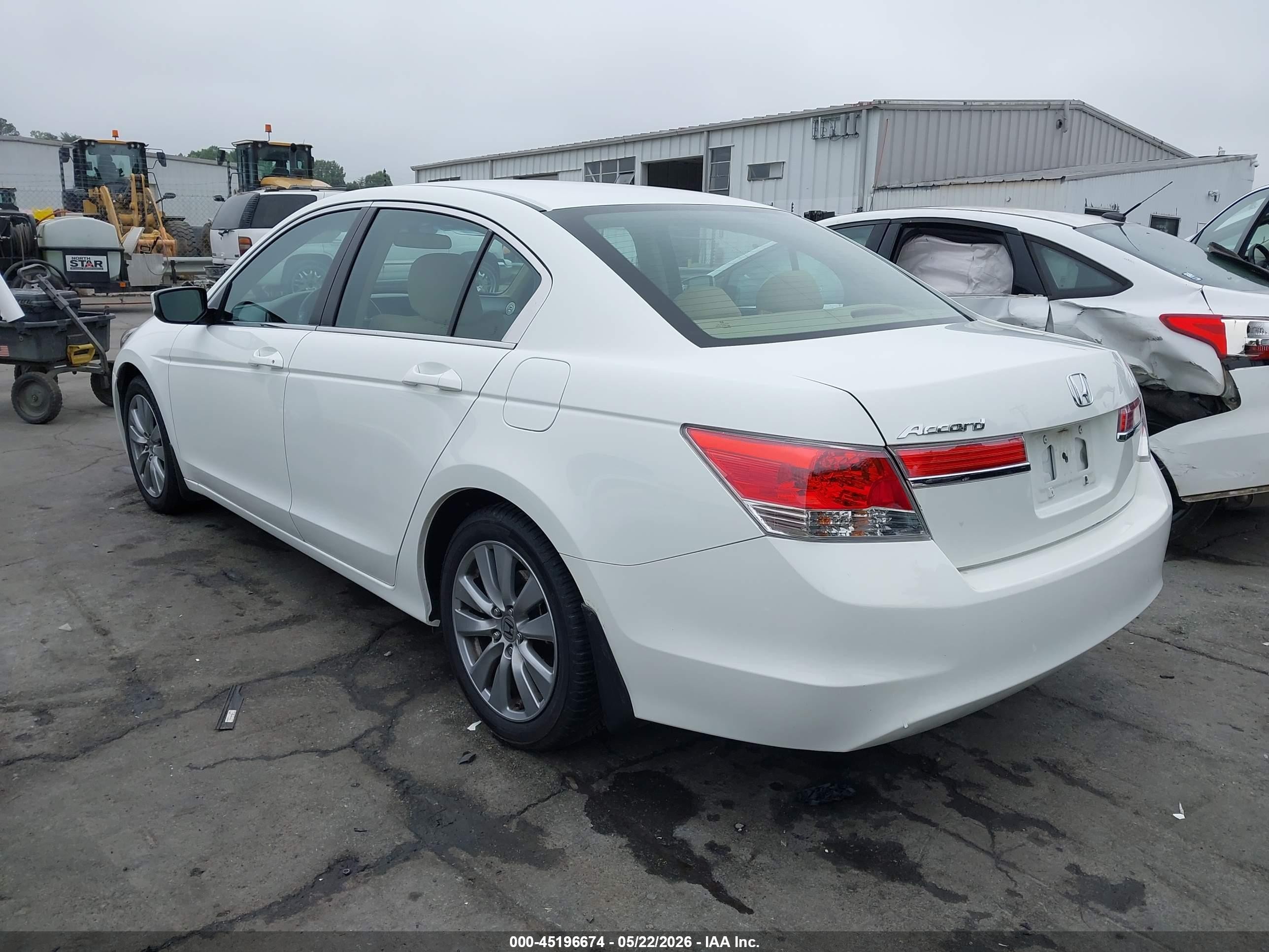 2012 Honda Accord 2.4 Ex White vin: 1HGCP2F76CA119065