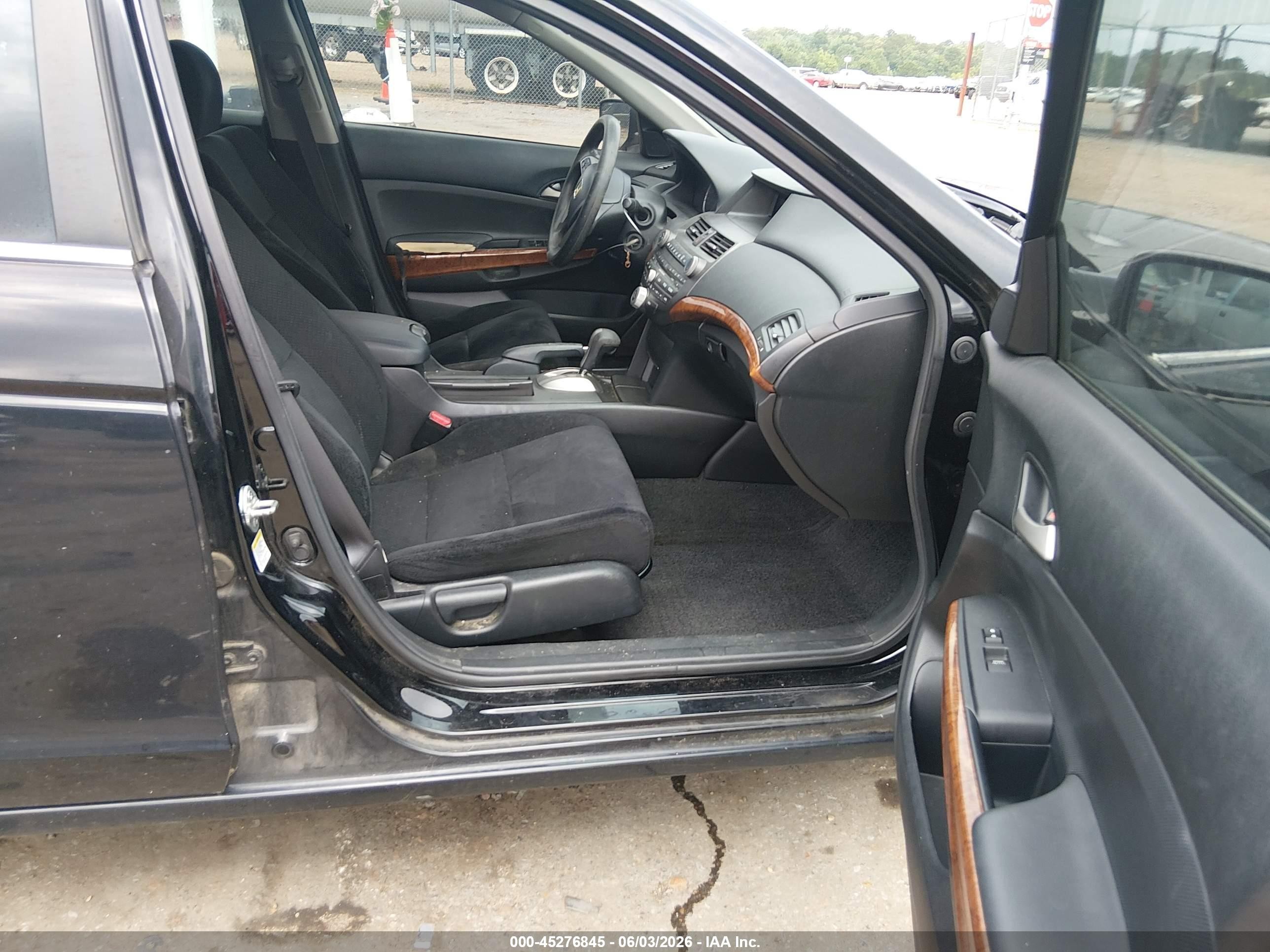 2012 Honda Accord 2.4 Ex Black vin: 1HGCP2F76CA152437