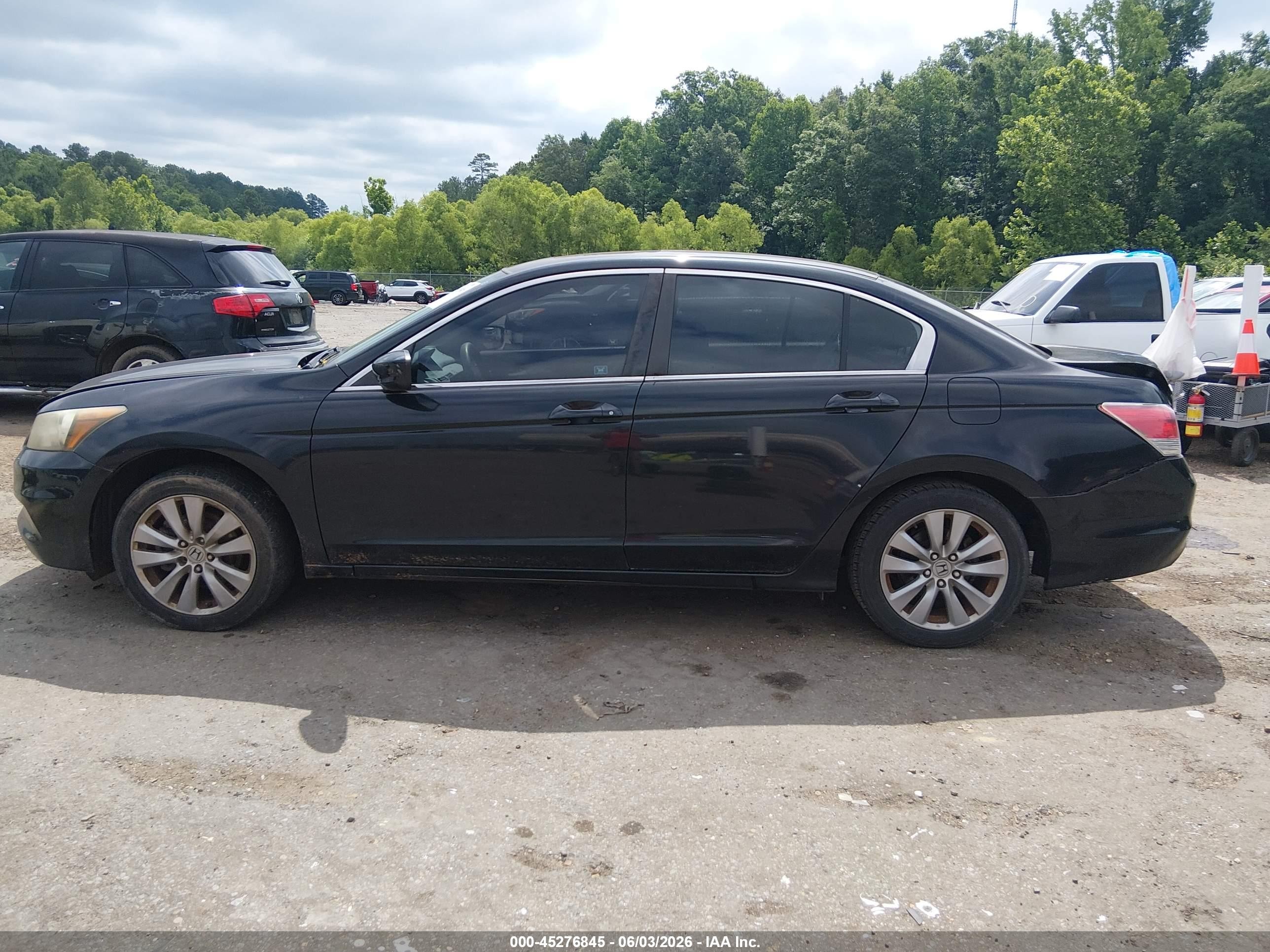 2012 Honda Accord 2.4 Ex Black vin: 1HGCP2F76CA152437