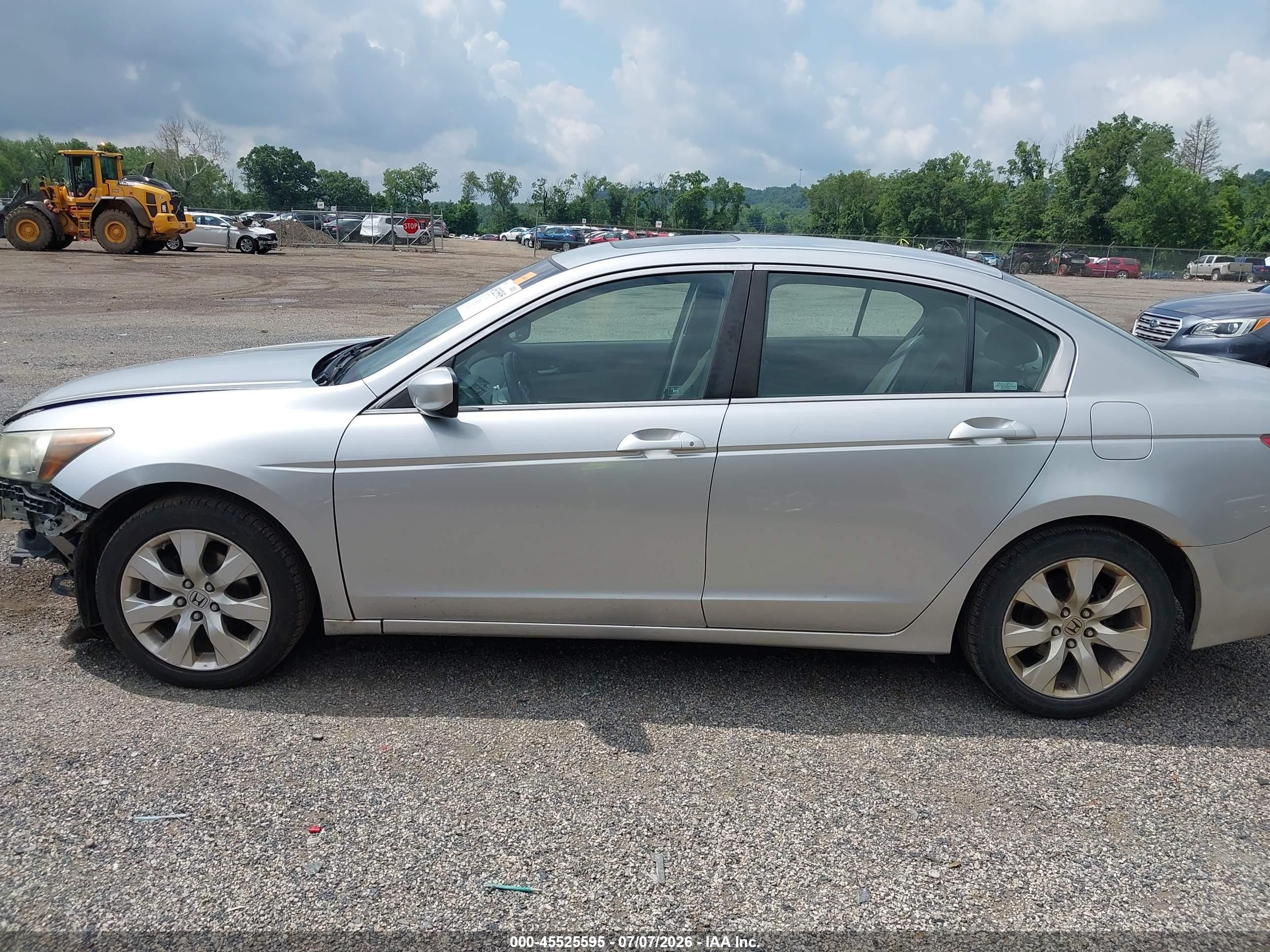 2010 Honda Accord 2.4 Ex Silver vin: 1HGCP2F77AA149639
